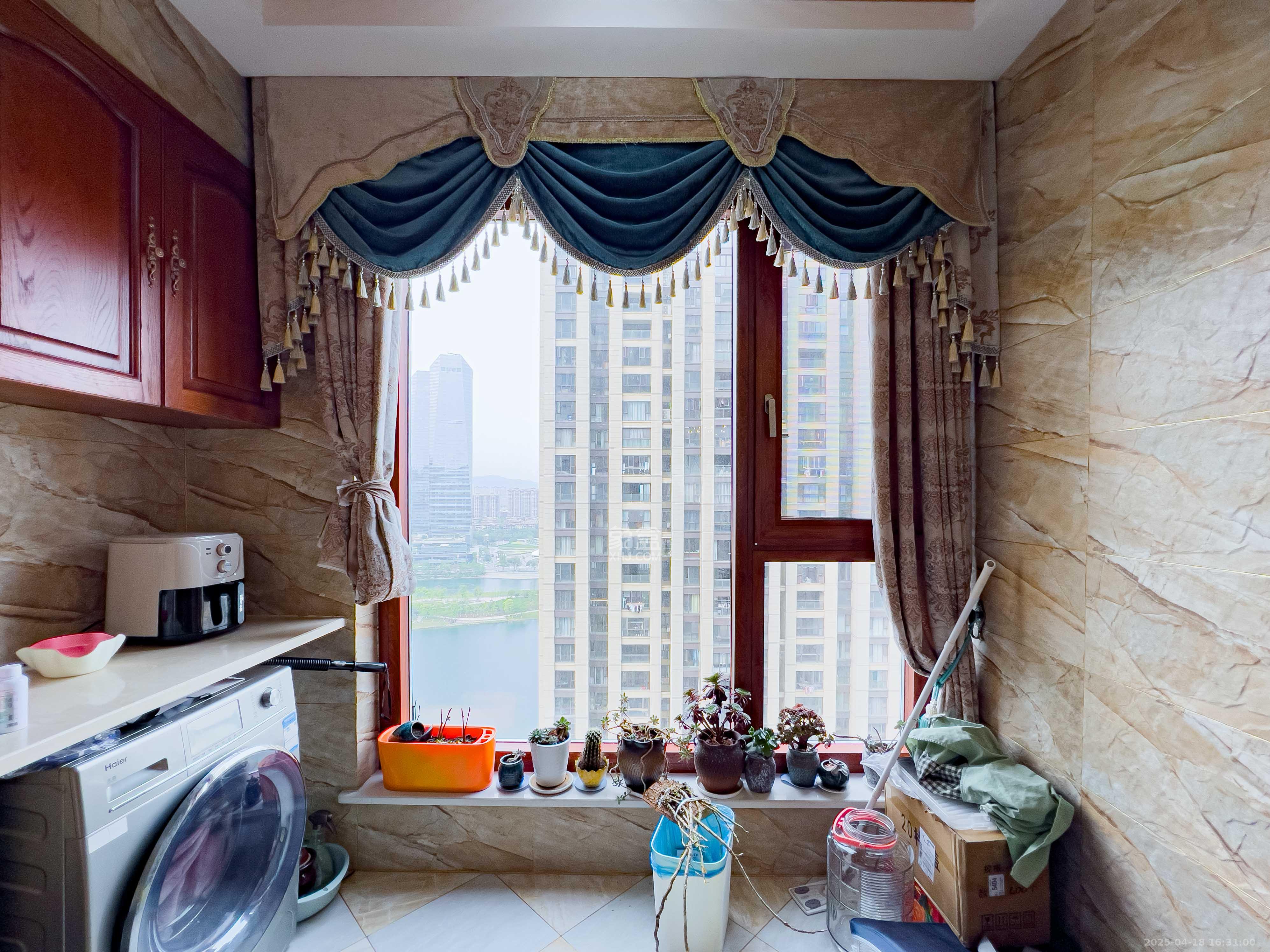 金茂梅溪湖 4室2厅2卫 408.0万 金茂梅溪湖 4室2厅2卫 408.0万其他