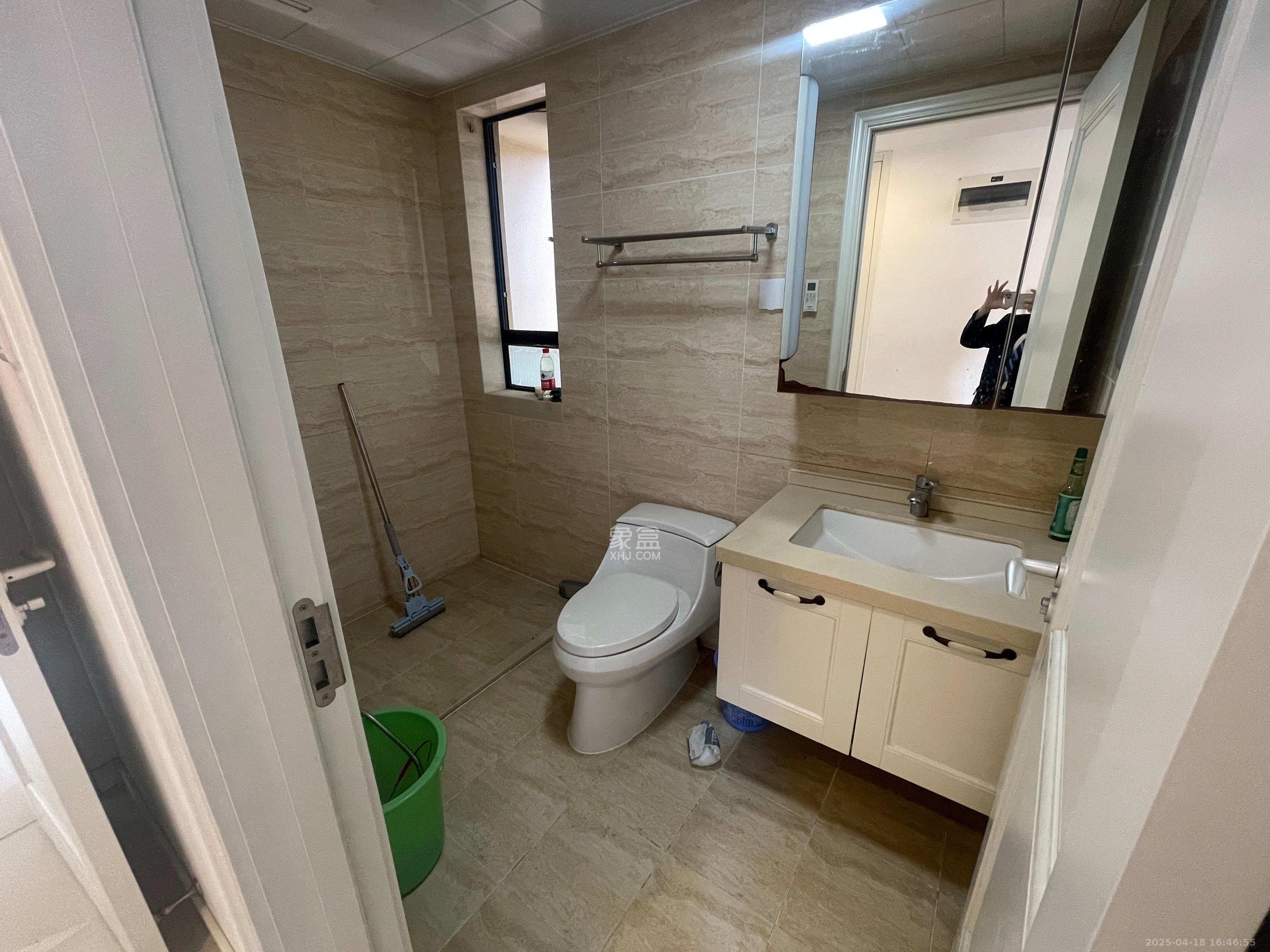 万科魅力之城观澜里 3室2厅2卫 2700.0元/月 万科魅力之城观澜里 3室2厅2卫 2700.0元/月室内图