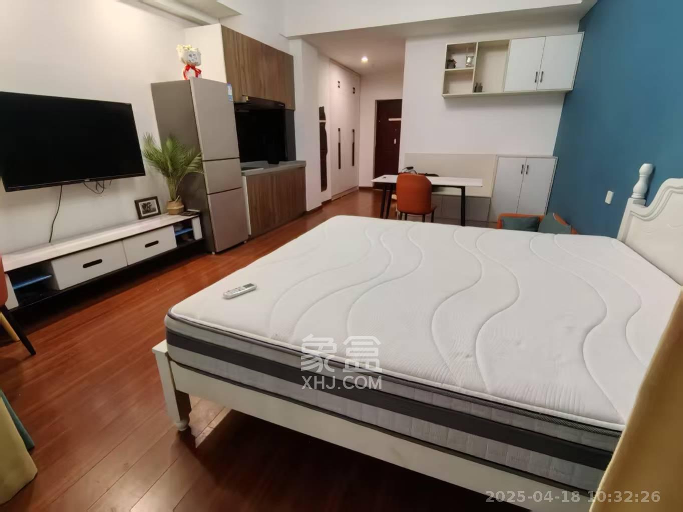 荣泰广场 1室1厅1卫 1800.0元/月 荣泰广场 1室1厅1卫 1800.0元/月室内图