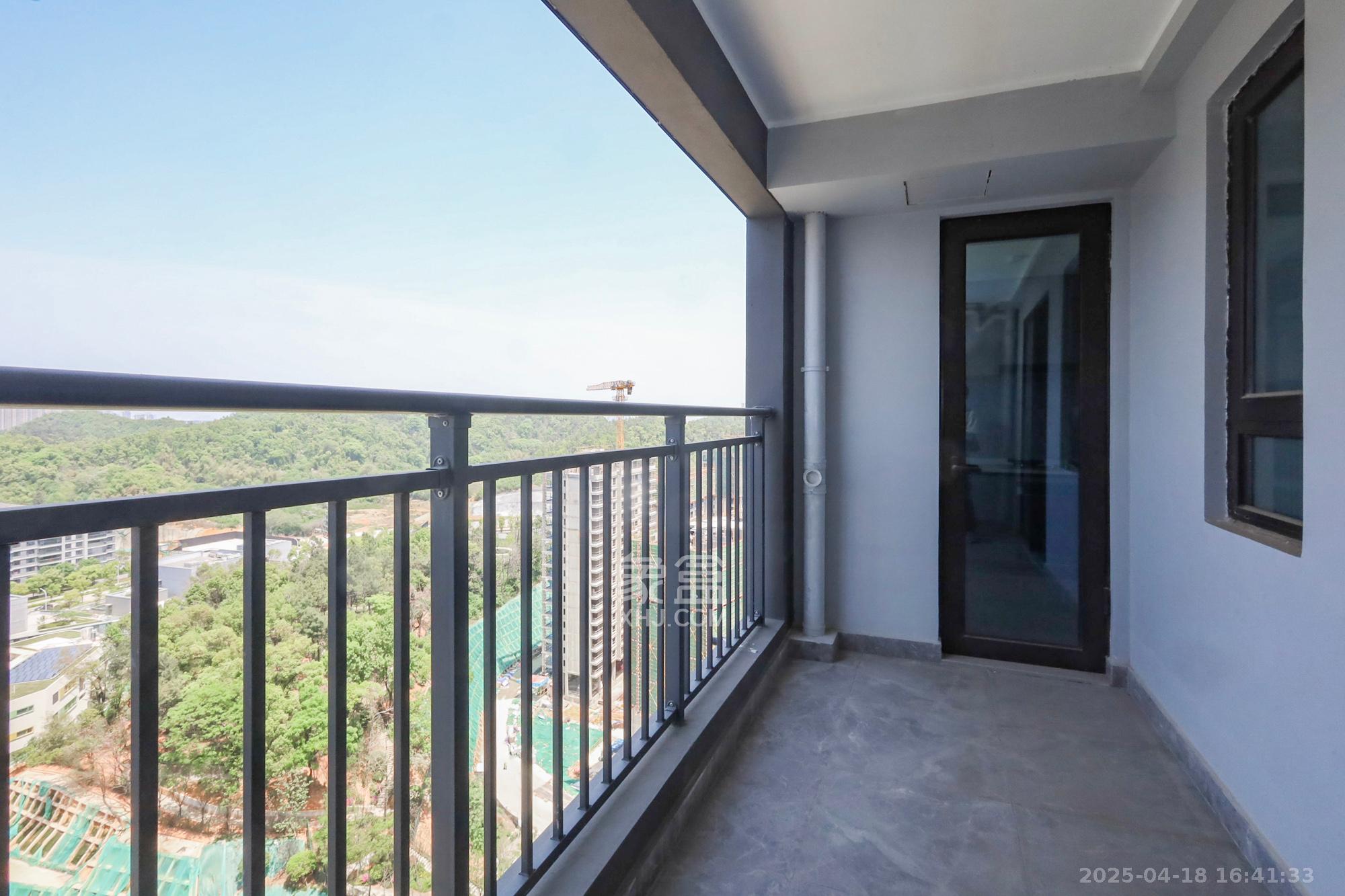 万科森林公园 4室2厅2卫 238.0万 万科森林公园 4室2厅2卫 238.0万阳台