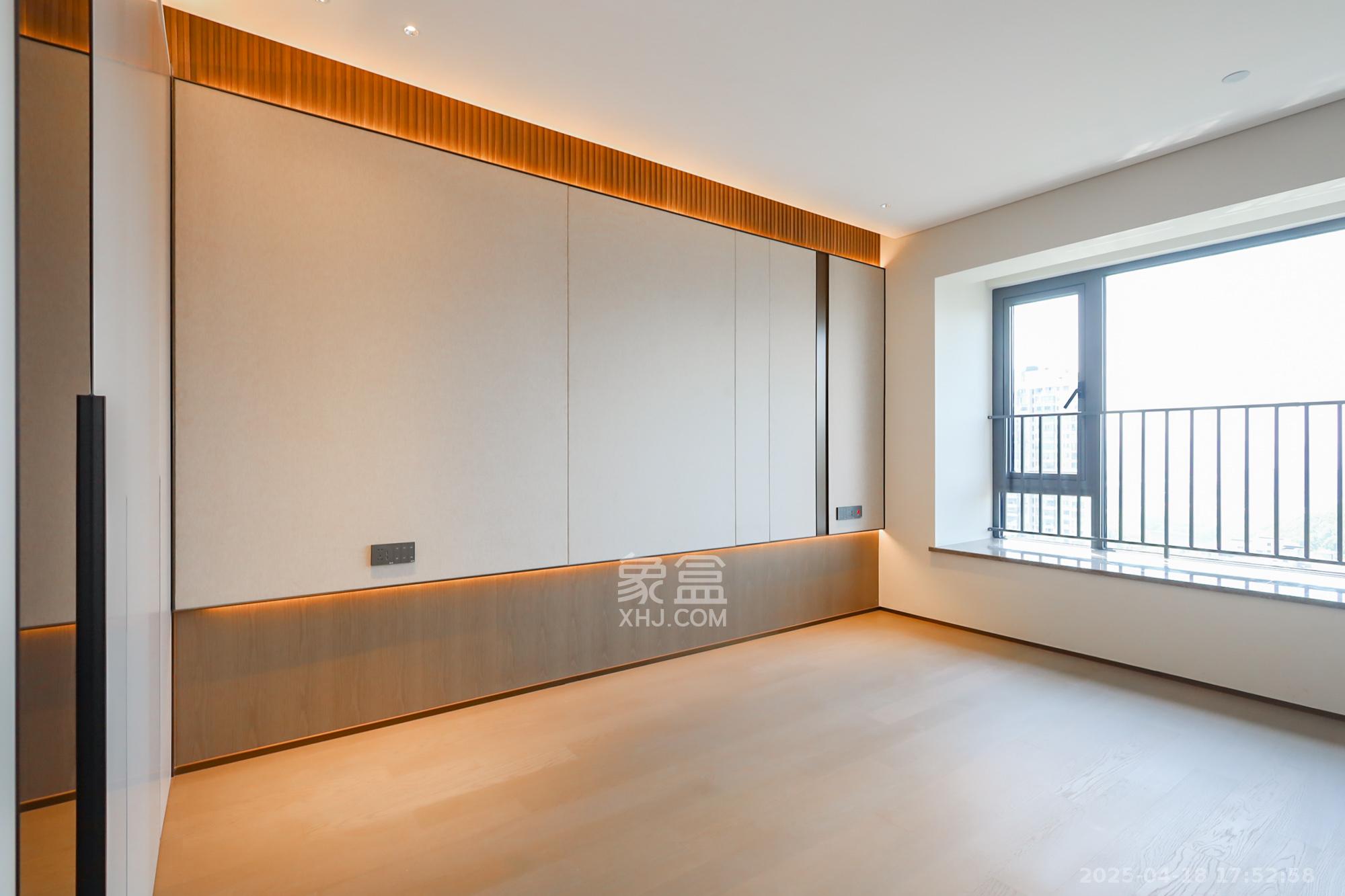 长沙悦府(华润万象城)  4室2厅3卫    618.0万 长沙悦府(华润万象城)  4室2厅3卫    618.0万卧室