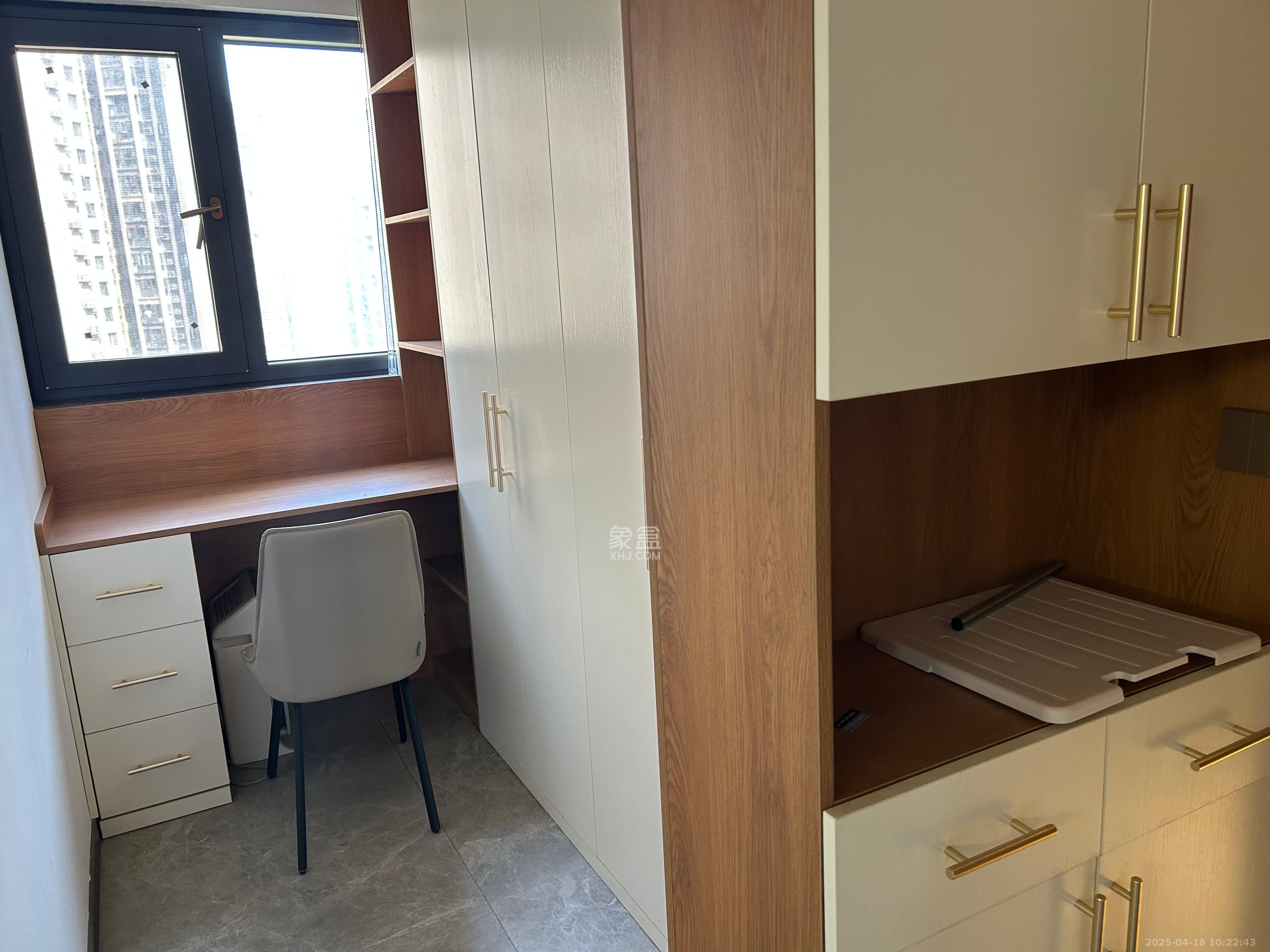 时代倾城四期  3室2厅2卫   2300.00元/月室内图