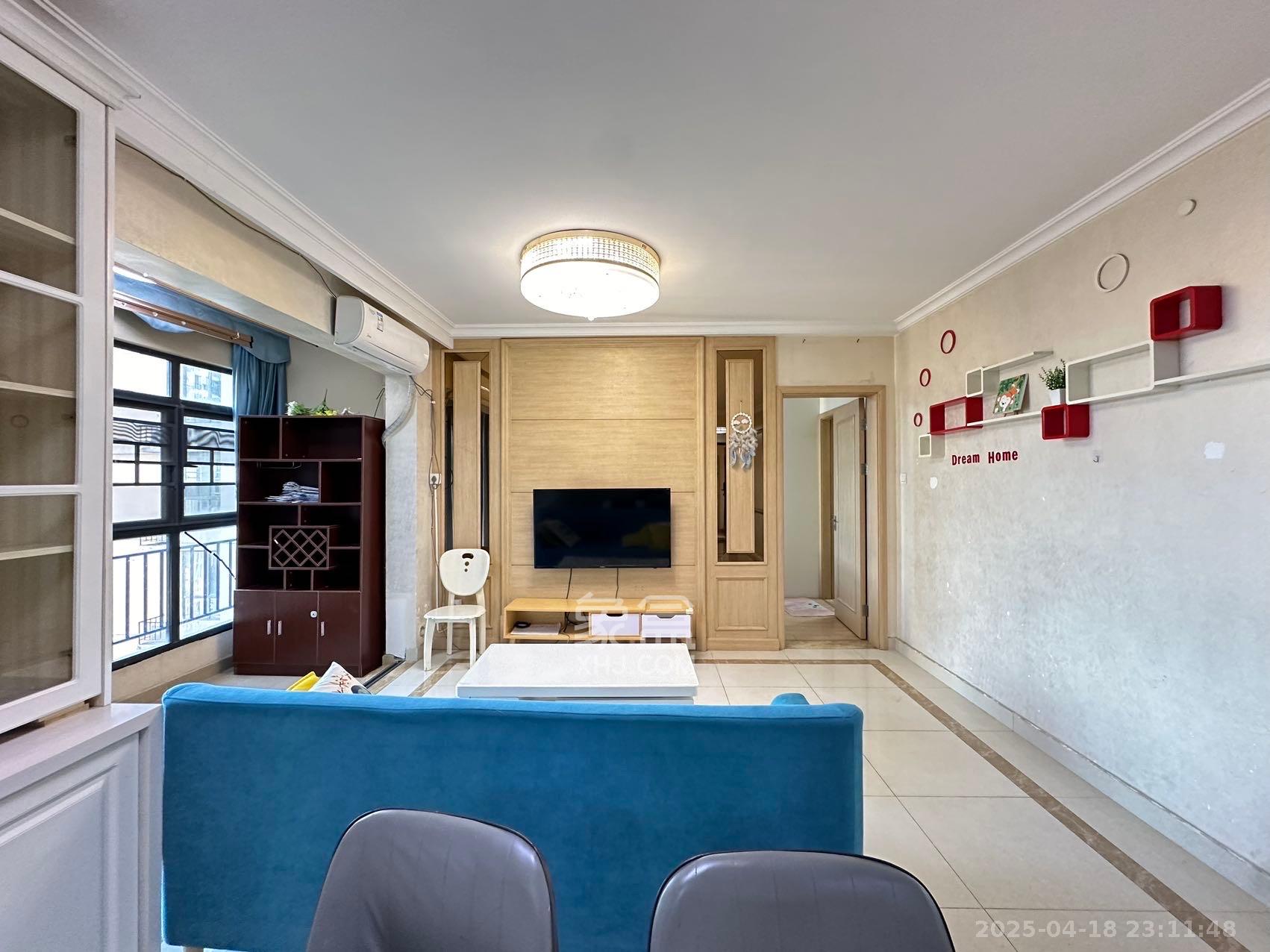 佳兆业时代广场 3室2厅2卫 2800.0元/月 佳兆业时代广场 3室2厅2卫 2800.0元/月室内图