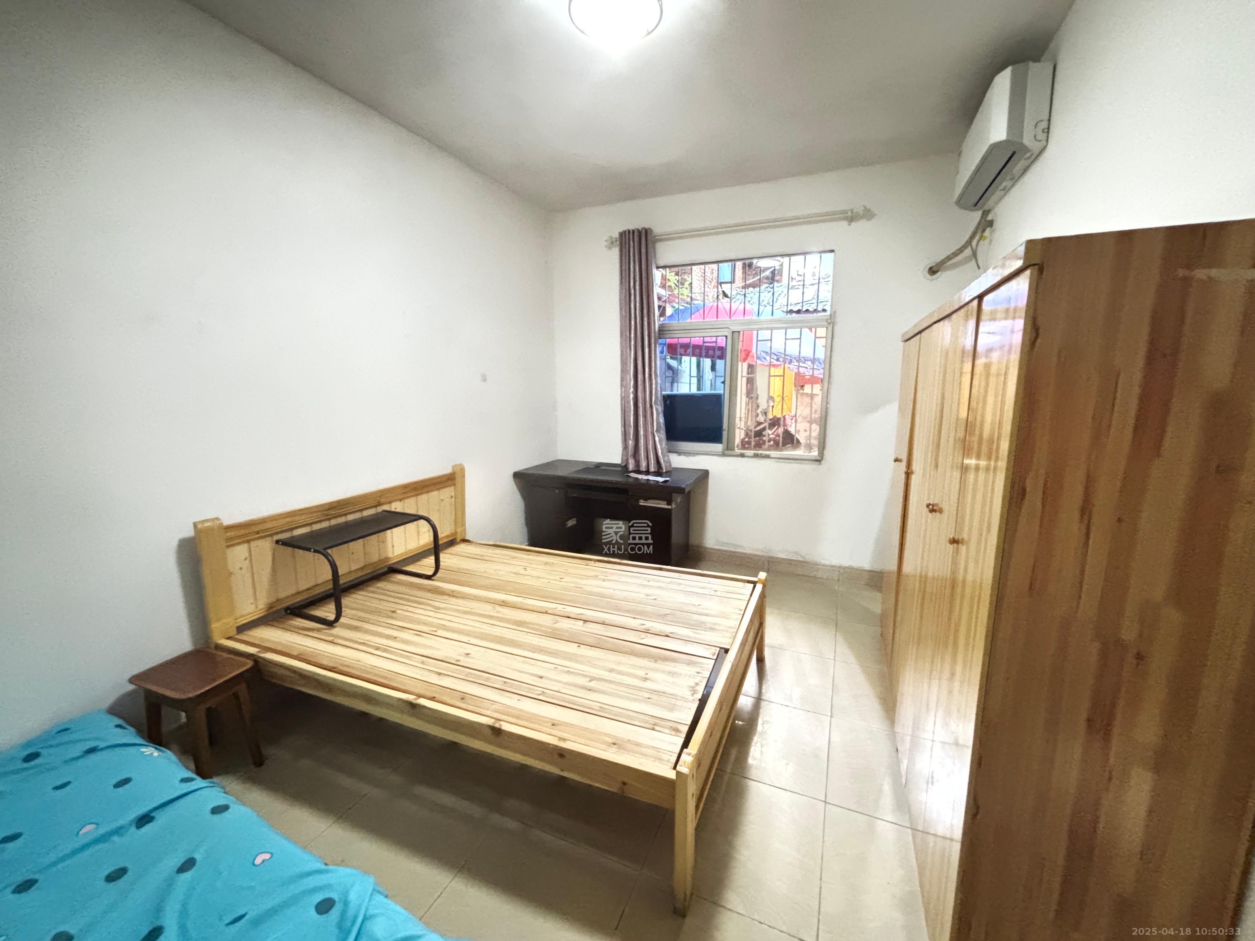侯家塘工行宿舍(储存设备厂宿舍)  2室1厅1卫   1800.00元/月室内图
