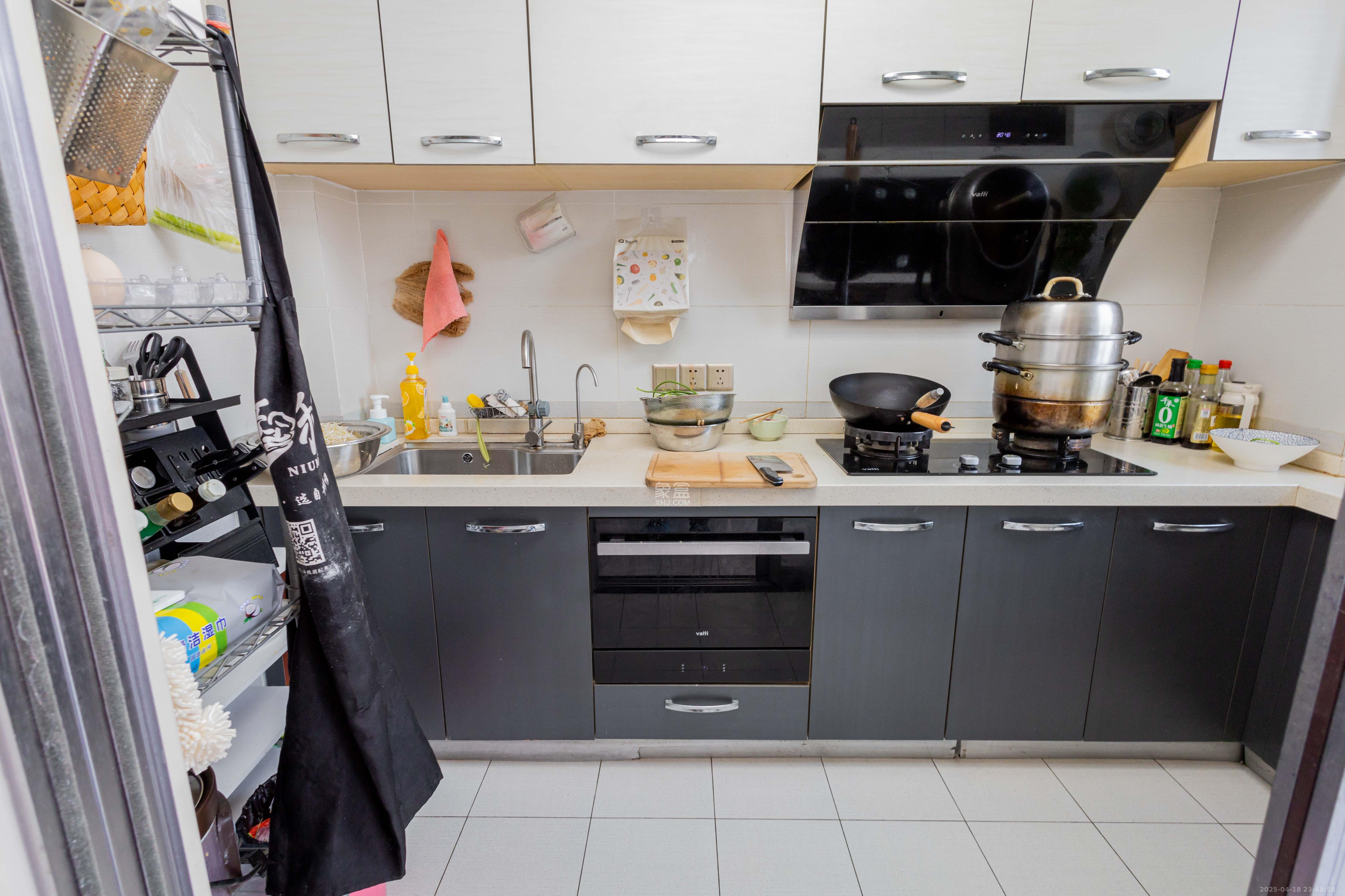 康桥长郡 4室2厅2卫 90.0万 康桥长郡 4室2厅2卫 90.0万厨房