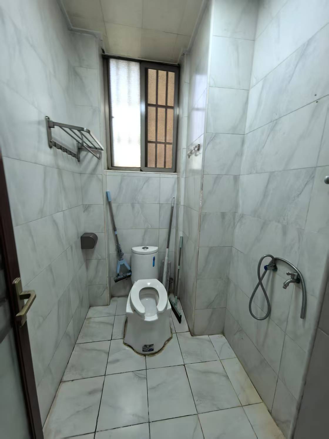 泉海好家园  3室2厅2卫    4000.0元/月 泉海好家园  3室2厅2卫    4000.0元/月室内图