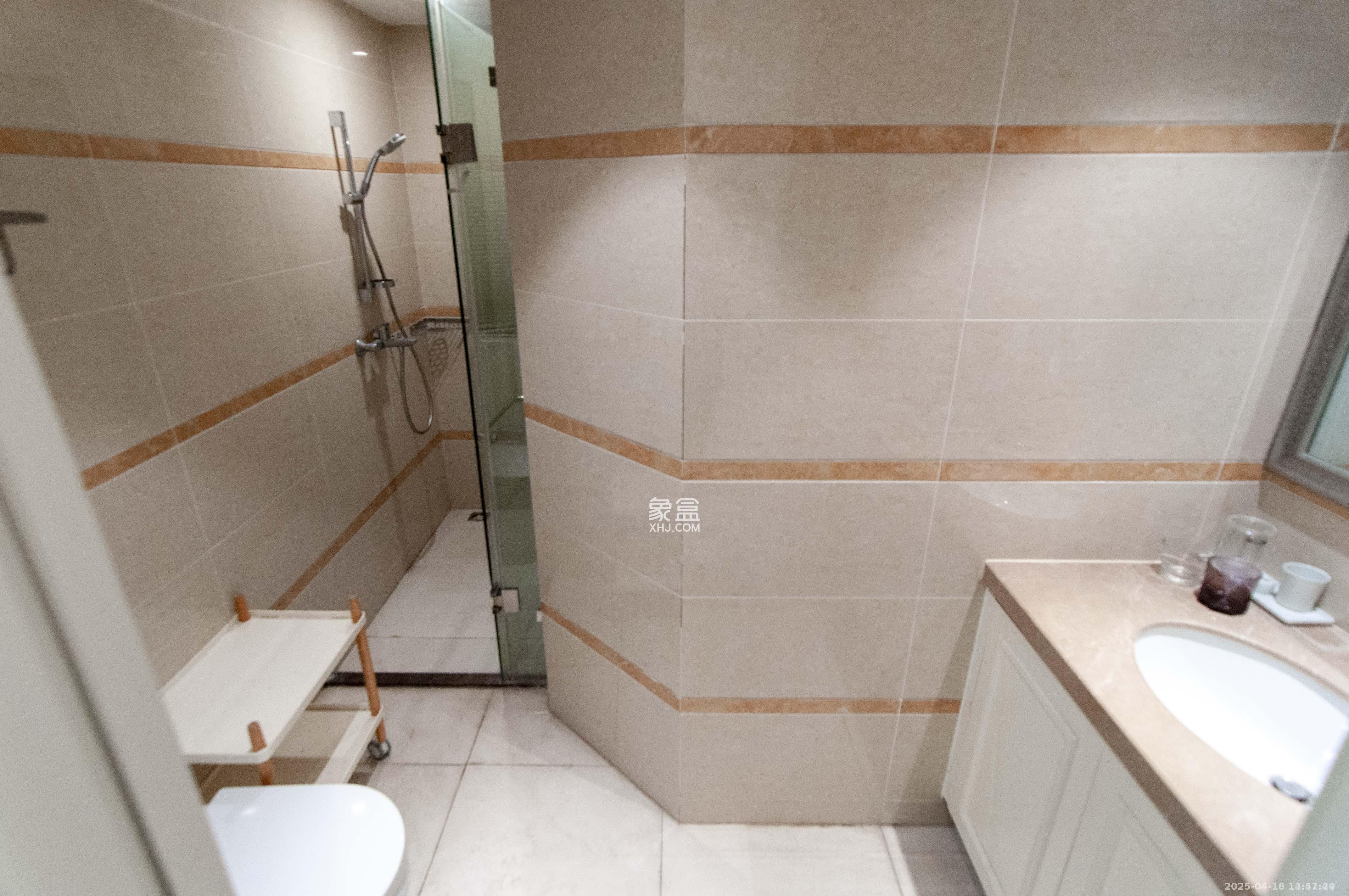 梅溪湖金茂府(金茂广场)(金茂览秀城) 3室2厅2卫 4180.0元/月 梅溪湖金茂府(金茂广场)(金茂览秀城) 3室2厅2卫 4180.0元/月室内图