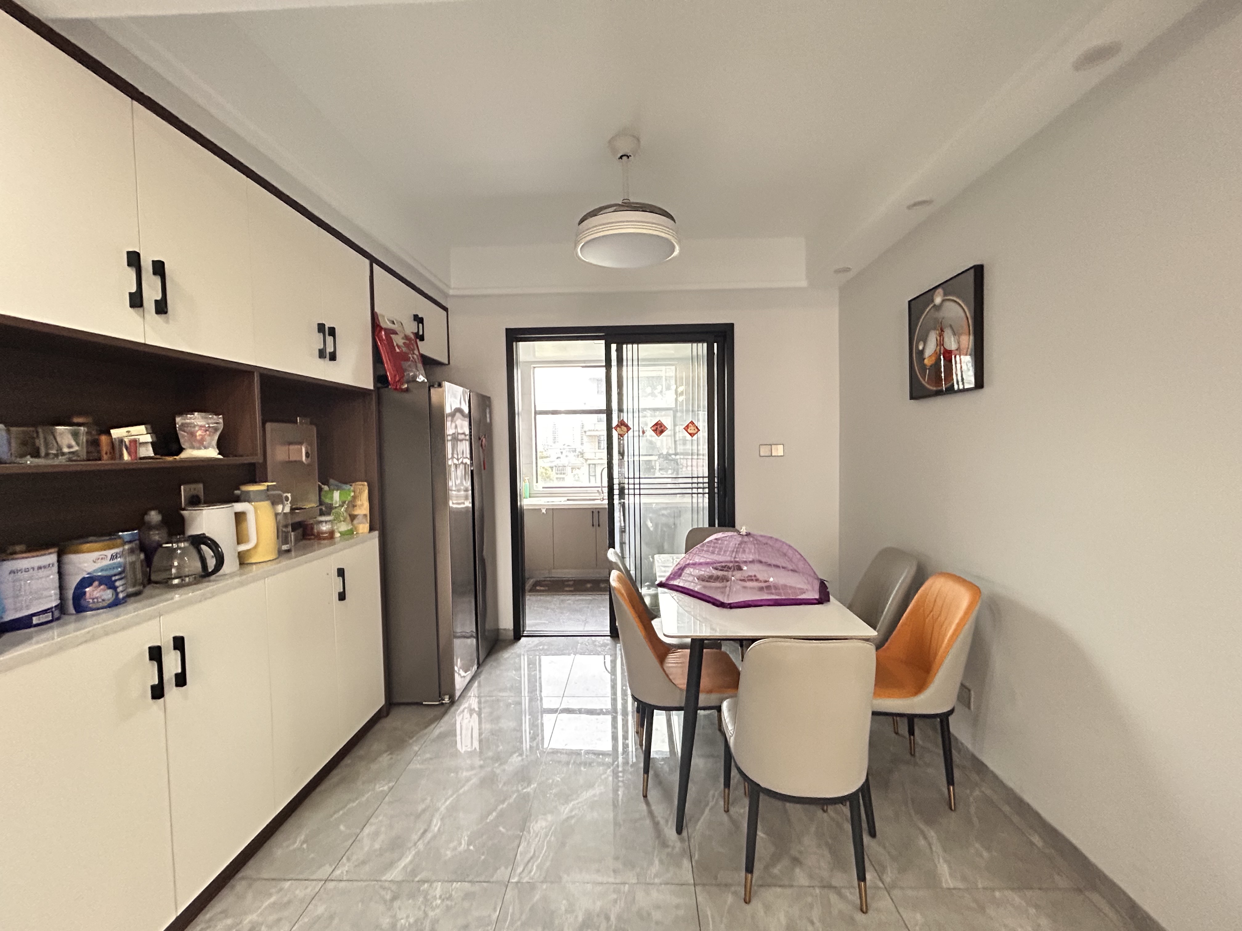 金色家园 3室2厅2卫 2333.0元/月 金色家园 3室2厅2卫 2333.0元/月室内图