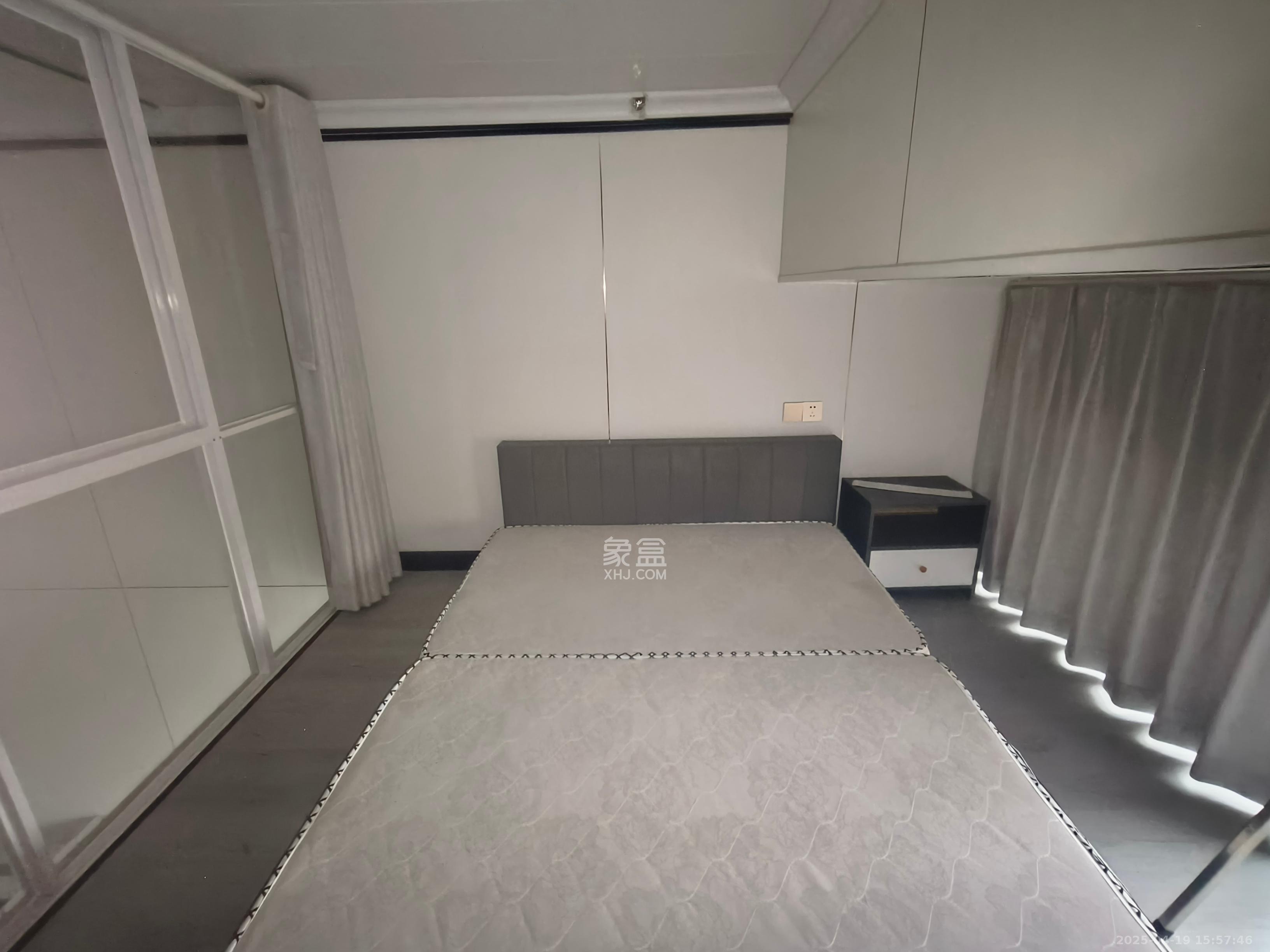 中国铁建梅溪青秀三期  2室1厅1卫   2600.00元/月室内图