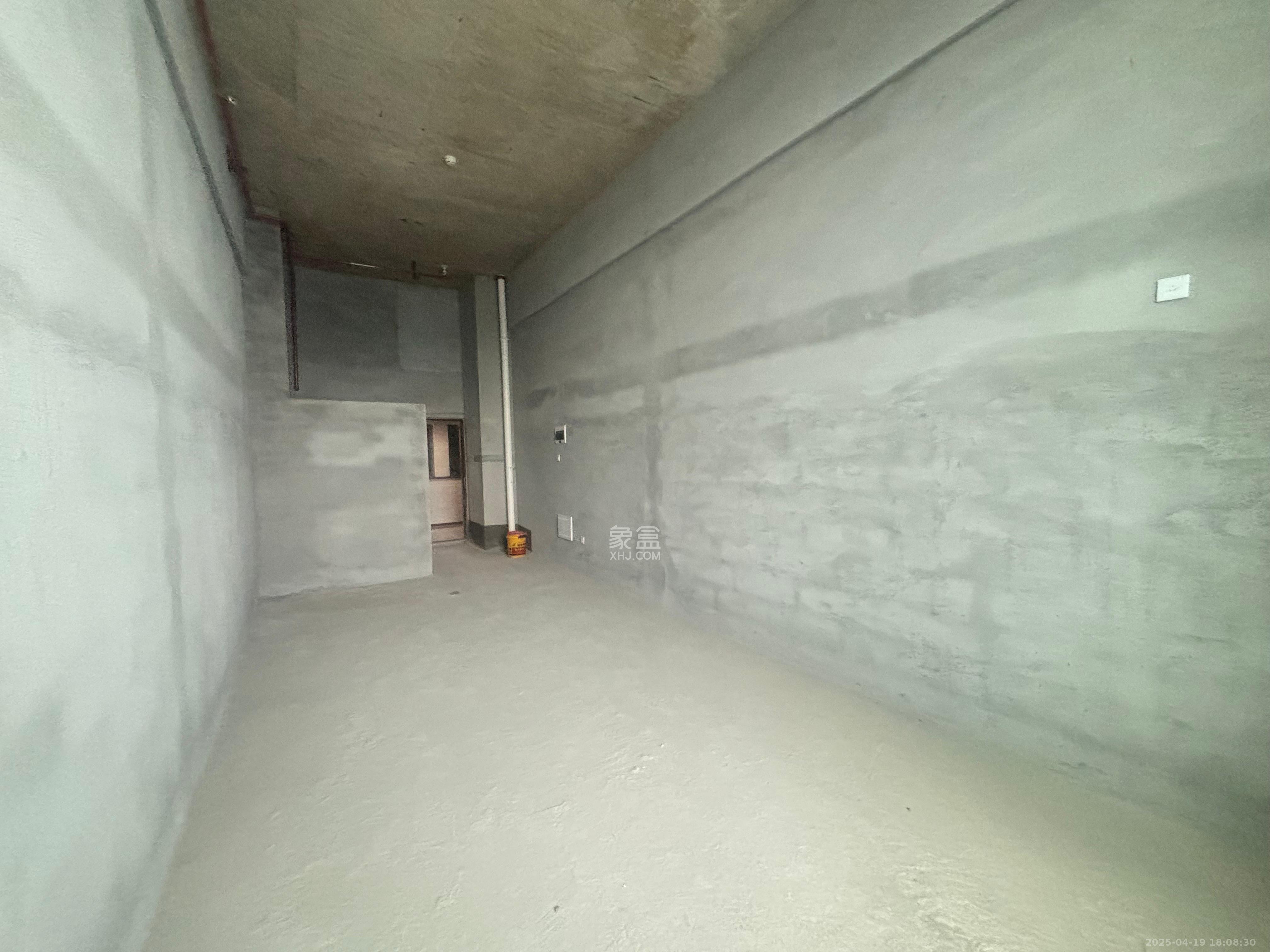 福晟翡翠湾 1室1厅1卫 1280.0元/月 福晟翡翠湾 1室1厅1卫 1280.0元/月室内图