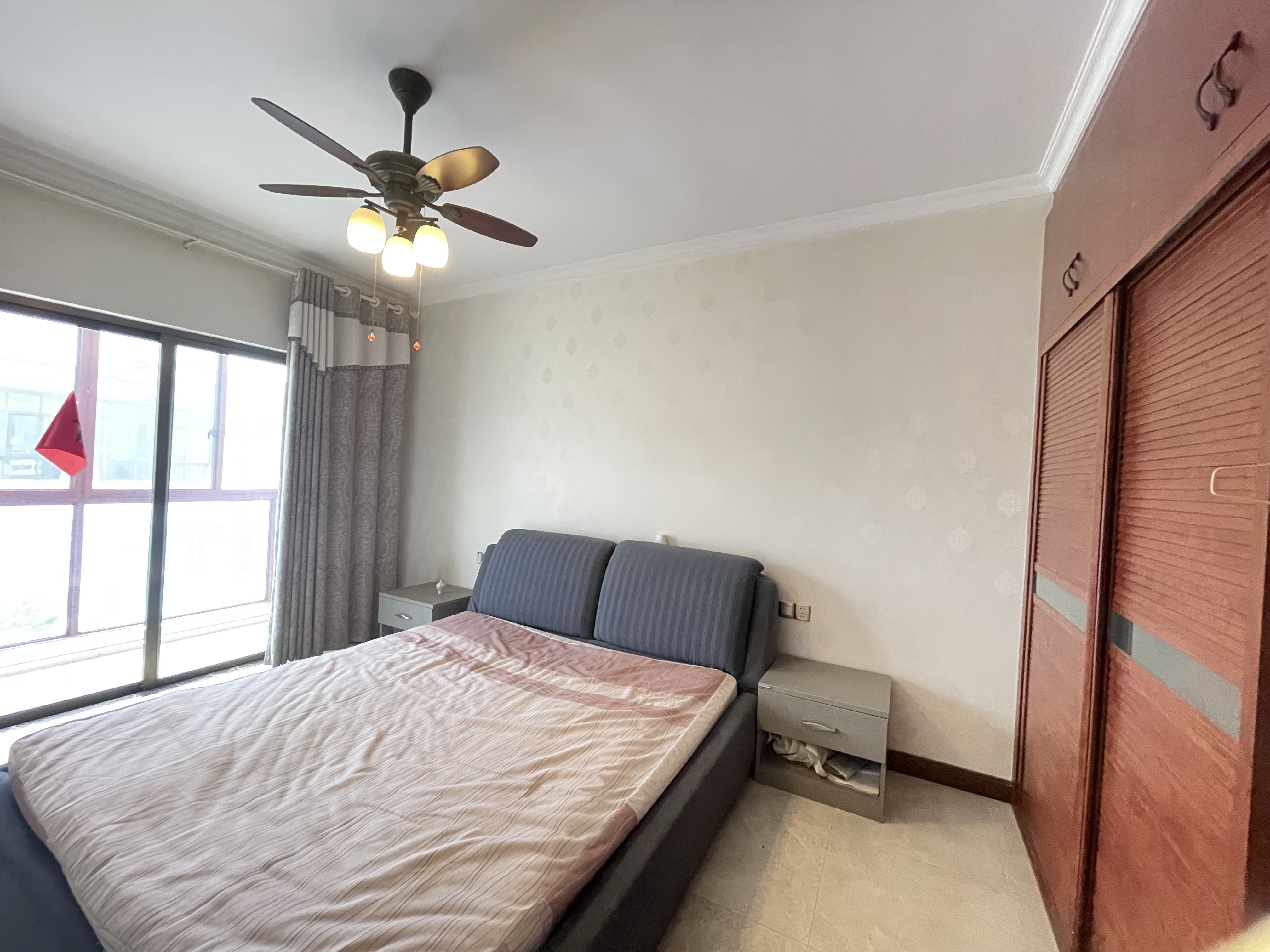 碧桂园 5室2厅3卫 318.0万 碧桂园 5室2厅3卫 318.0万室内图