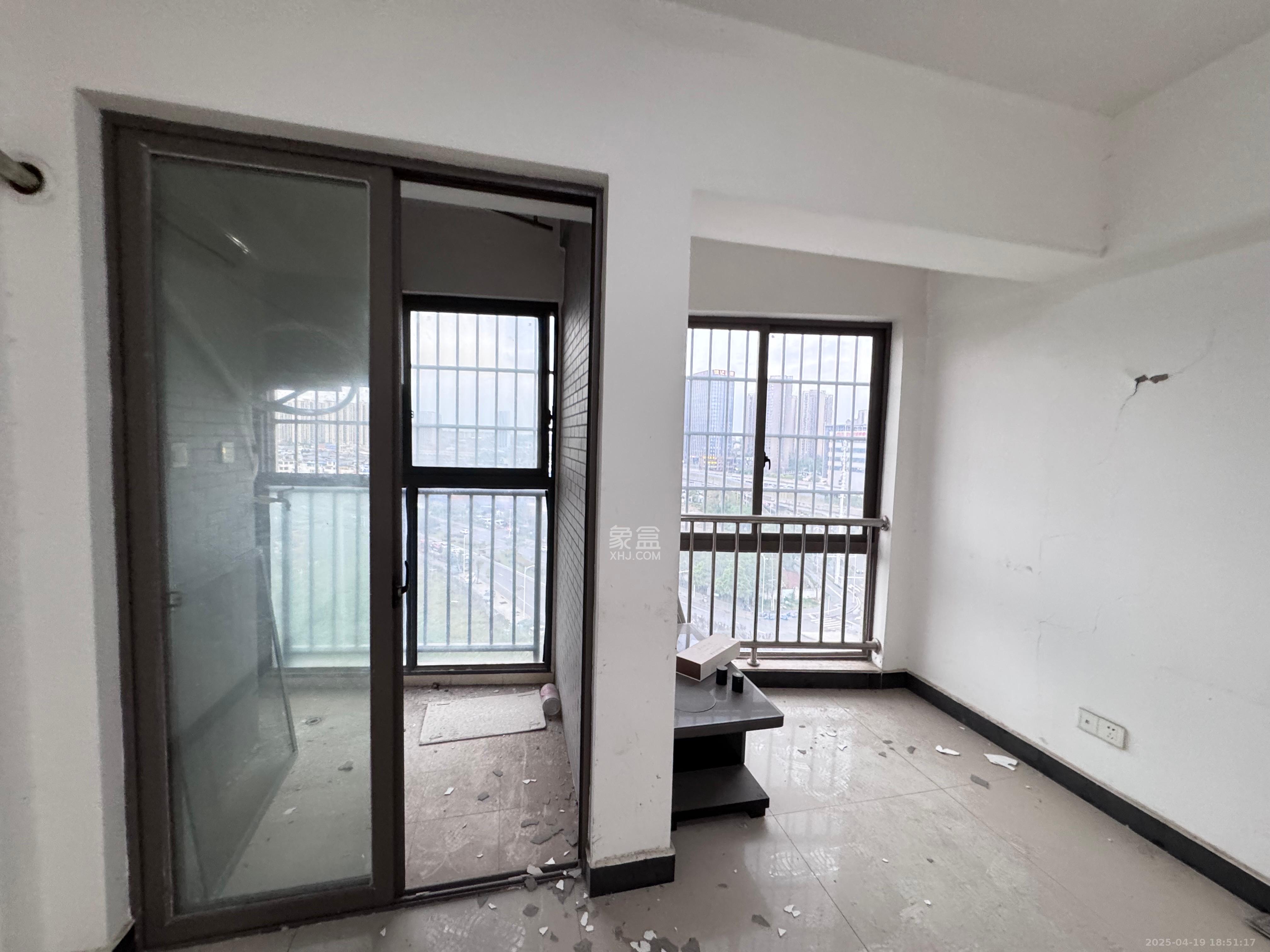 德庆水韵山城 1室1厅1卫 1200.0元/月 德庆水韵山城 1室1厅1卫 1200.0元/月室内图