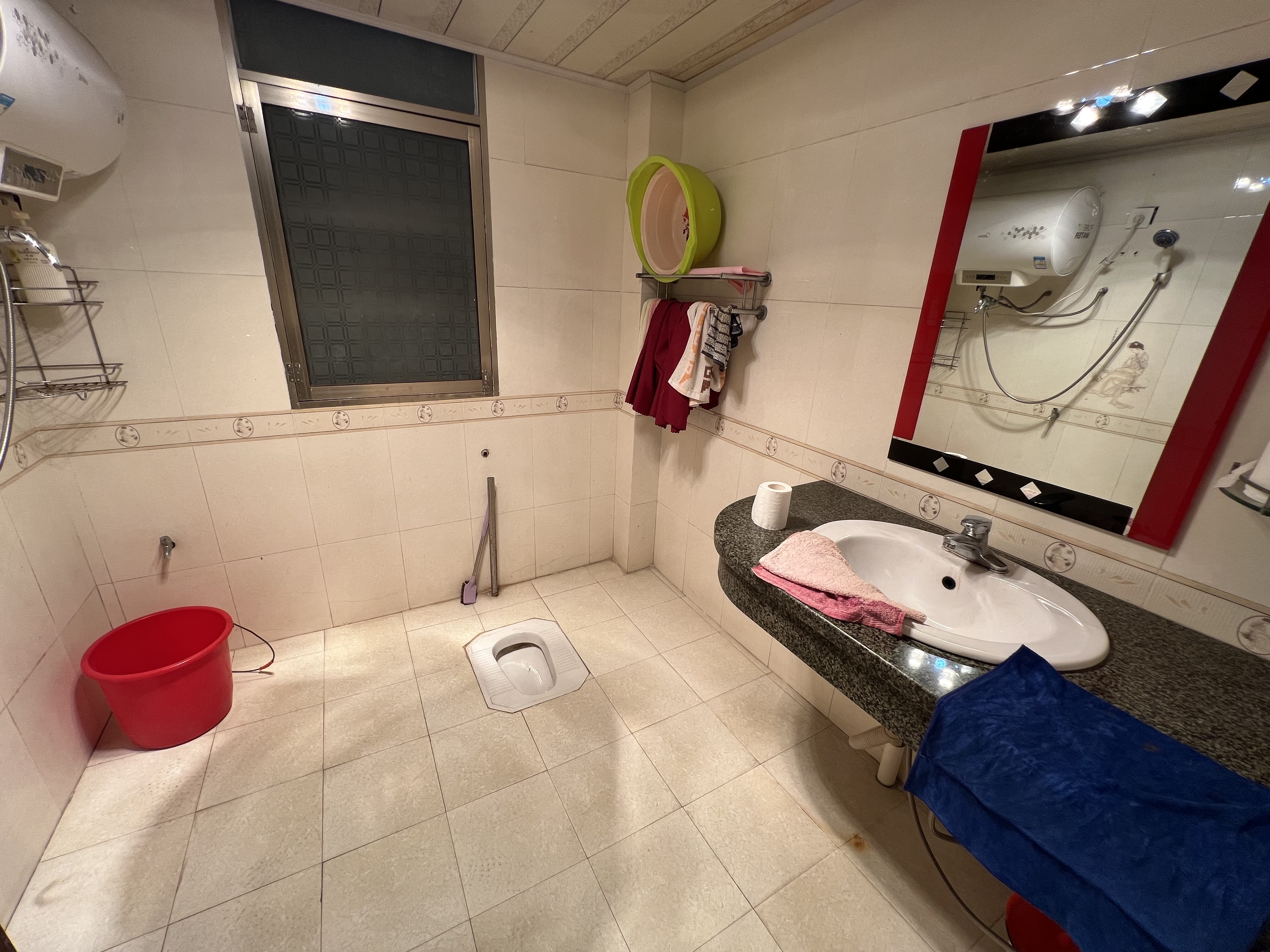 华碧星城 1室0厅0卫 1500.0元/月 华碧星城 1室0厅0卫 1500.0元/月室内图