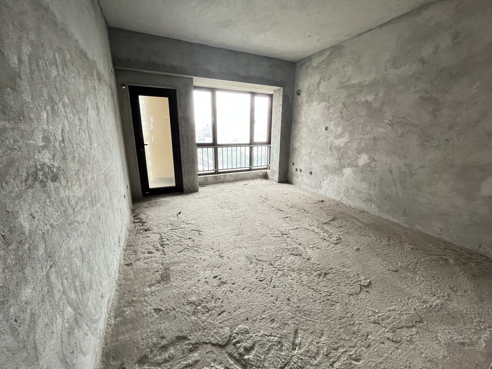 滨海豪庭 4室2厅3卫 490.0万 滨海豪庭 4室2厅3卫 490.0万客厅