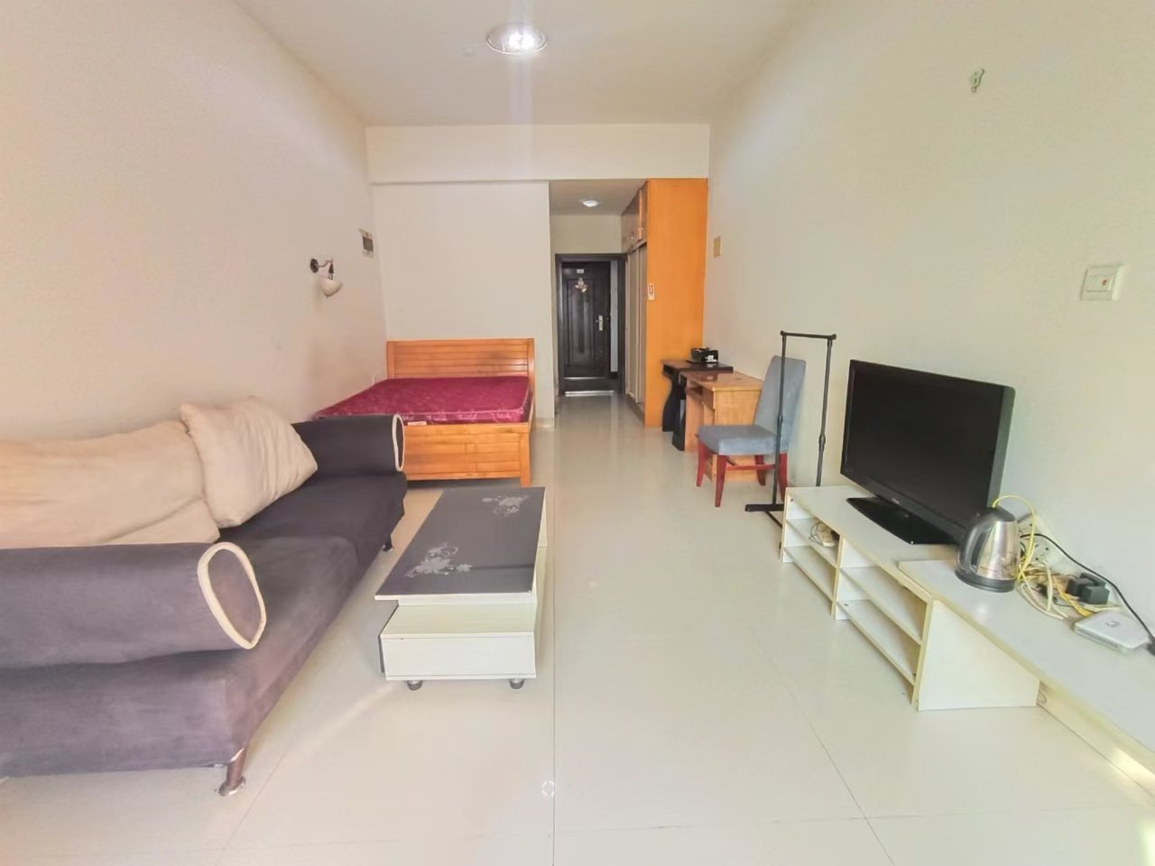 庐山春天大厦(和一宾馆)  1室1厅1卫    13.0万 庐山春天大厦(和一宾馆)  1室1厅1卫    13.0万室内图