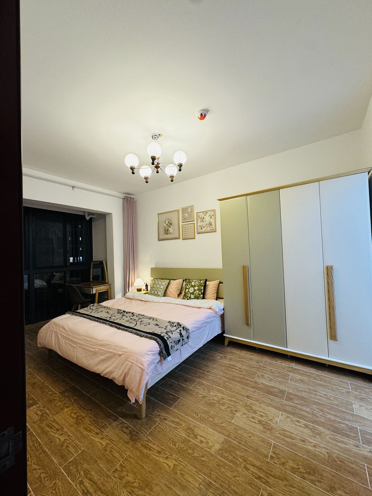 伟业智青春 3室2厅1卫 136.0万 伟业智青春 3室2厅1卫 136.0万客厅