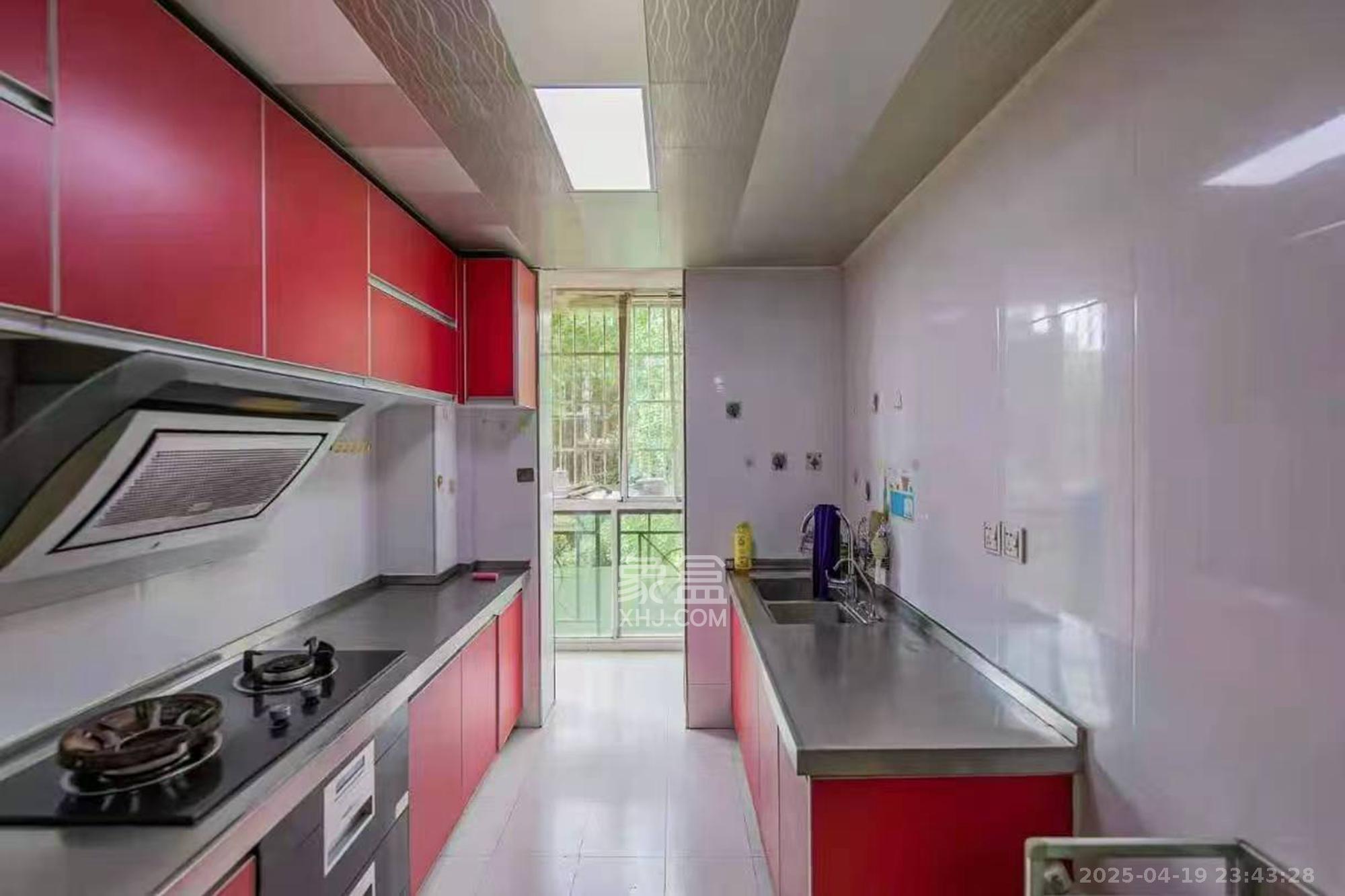 山水人家一二期  4室2厅3卫    138.0万其他