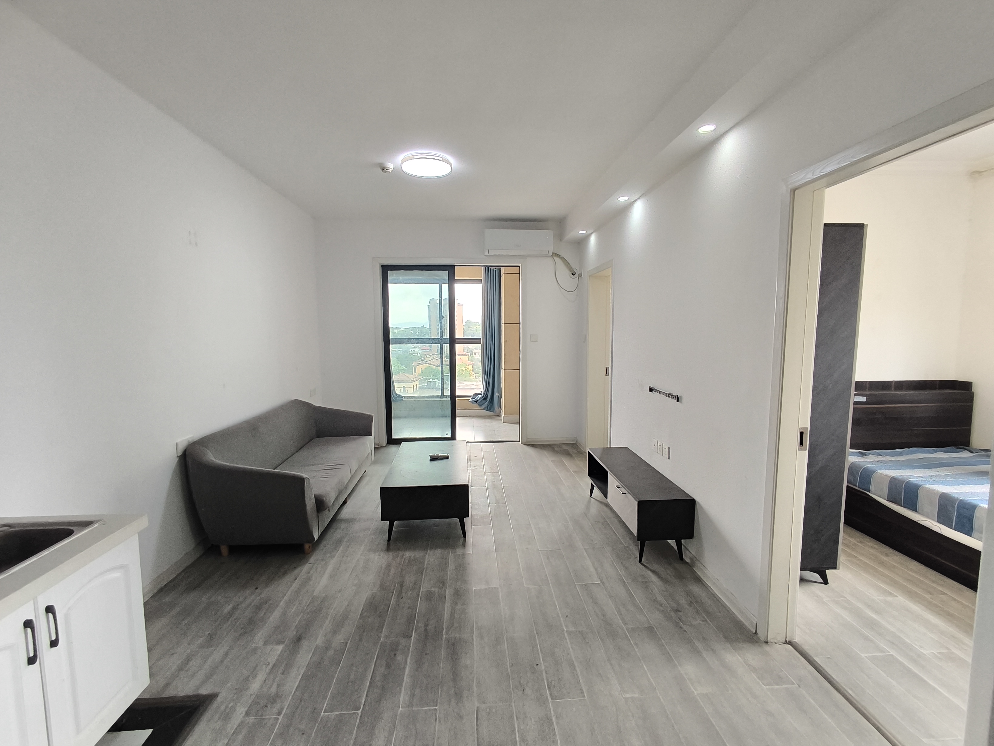 中海新城熙岸(中信新城五期)  2室2厅1卫    1750.0元/月 中海新城熙岸(中信新城五期)  2室2厅1卫    1750.0元/月户型图