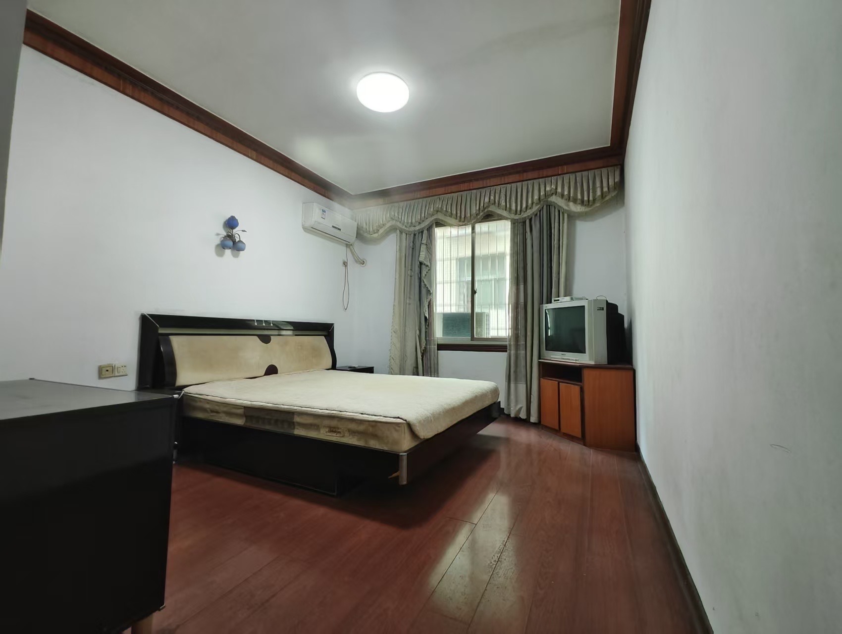 湘永花苑(古汉大道) 3室2厅2卫 1300.00元/月 湘永花苑(古汉大道) 3室2厅2卫 1300.00元/月室内图