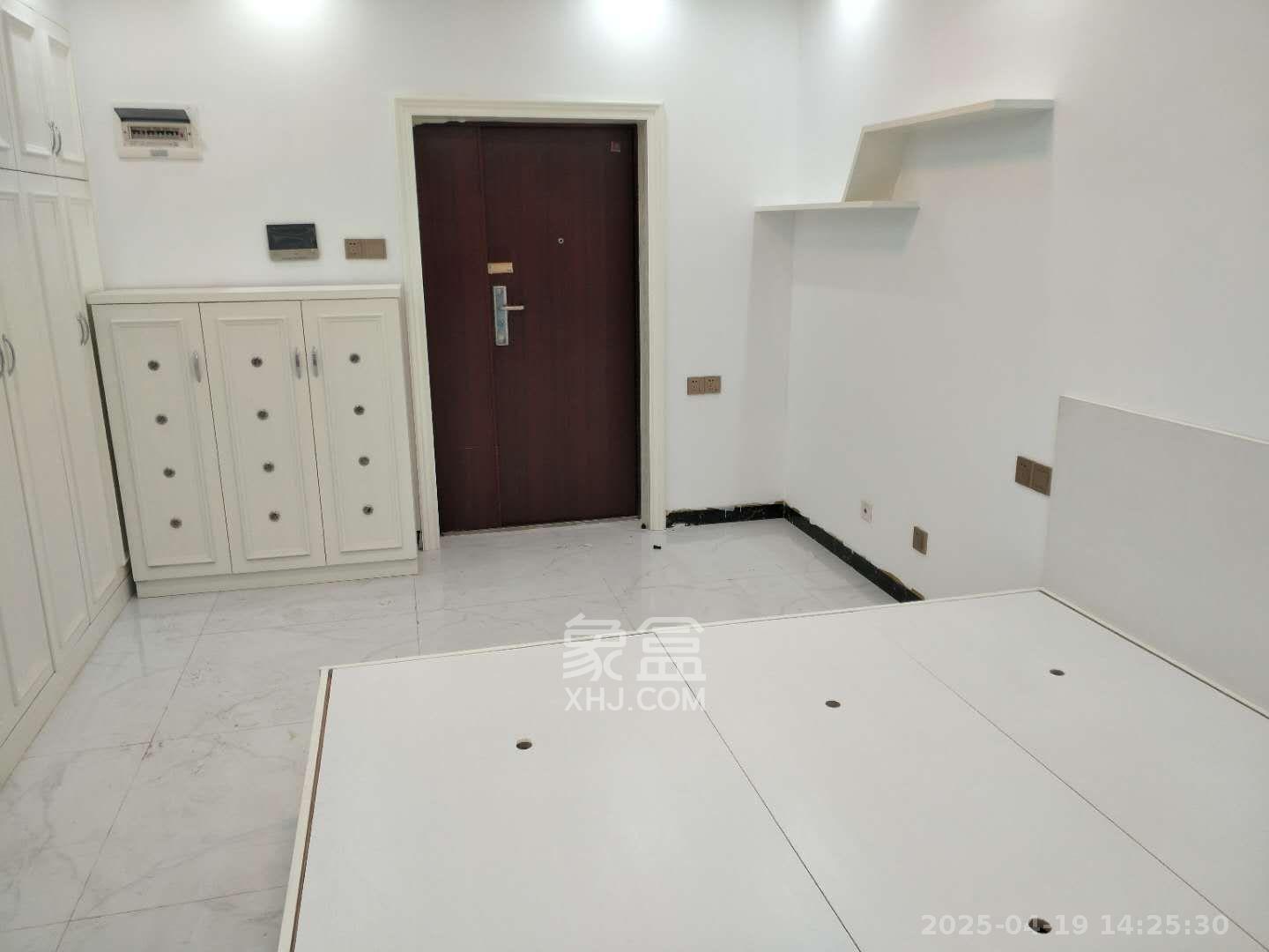 华雅林语苑 1室1厅1卫 1600.0元/月 华雅林语苑 1室1厅1卫 1600.0元/月室内图