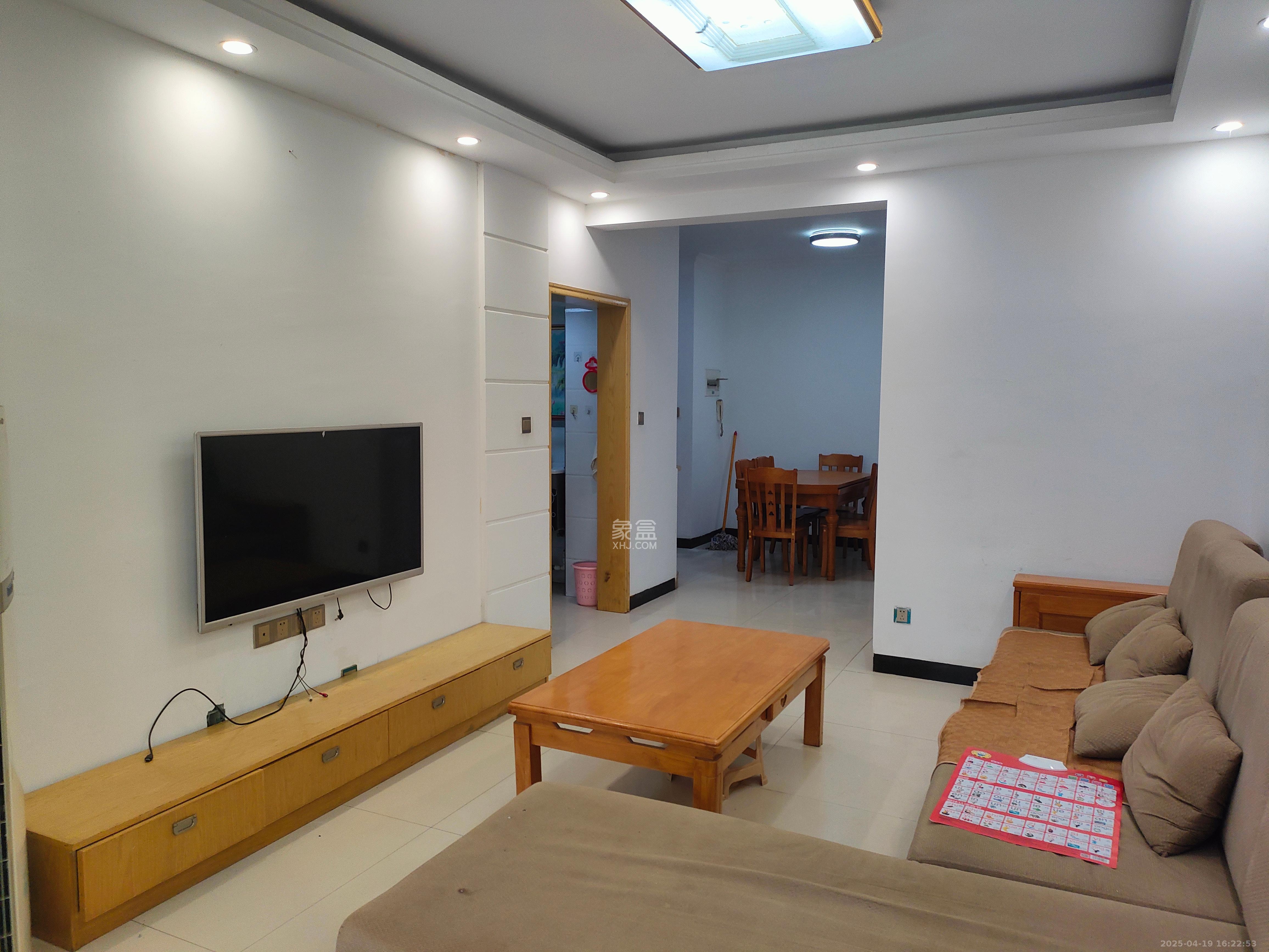 和沁园  2室2厅1卫   1650.00元/月室内图