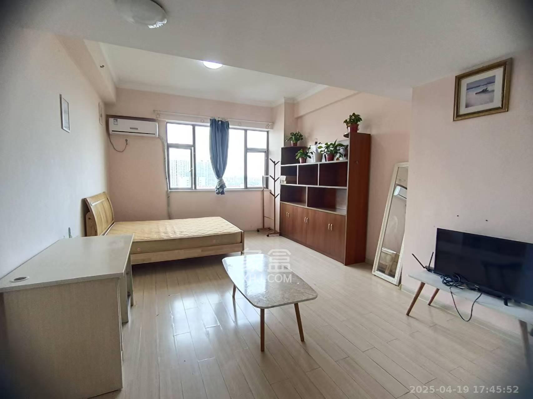 昊天大厦 1室1厅1卫 1800.0元/月 昊天大厦 1室1厅1卫 1800.0元/月室内图