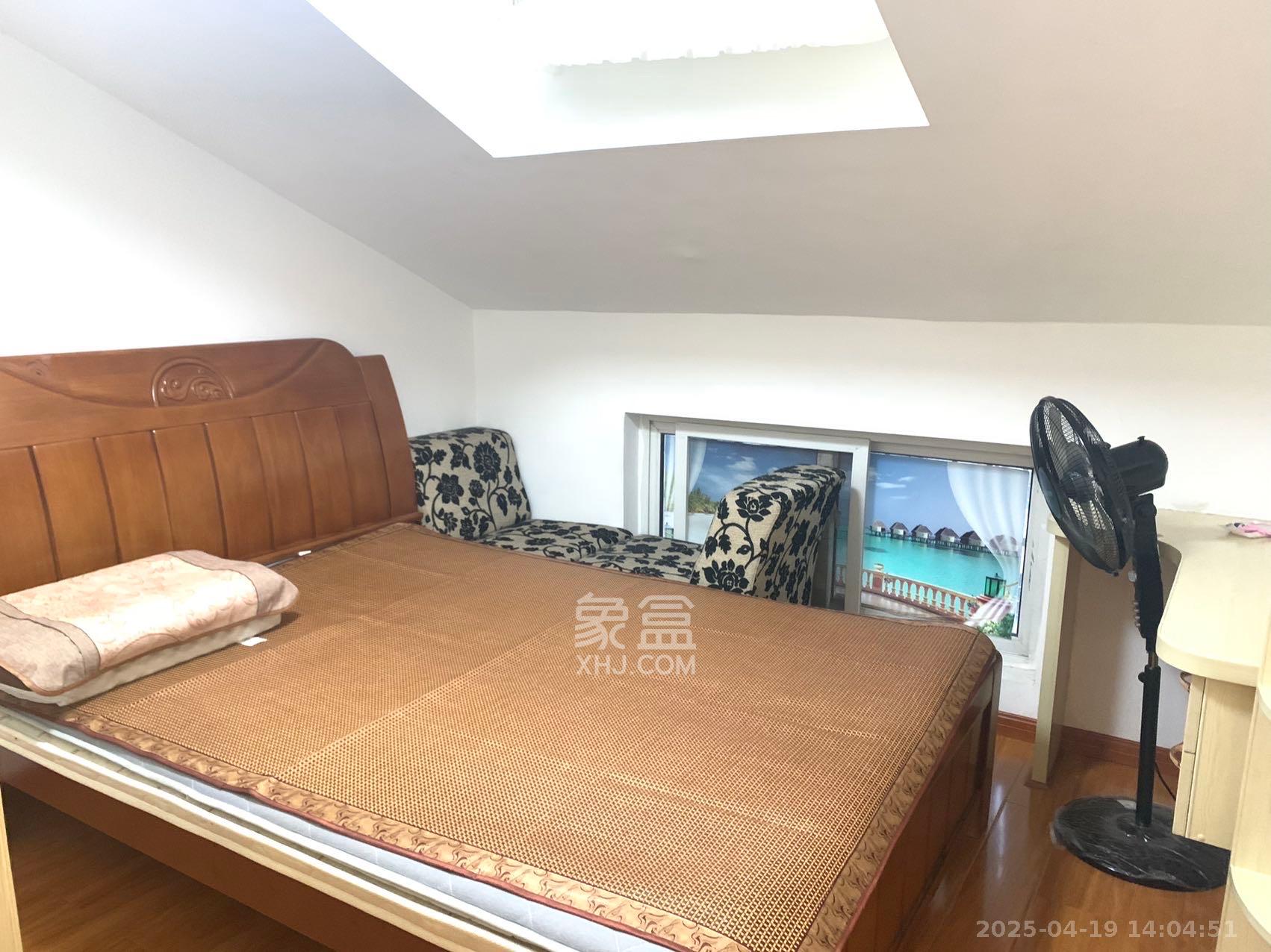 鄱阳小区  2室2厅1卫    1300.0元/月室内图