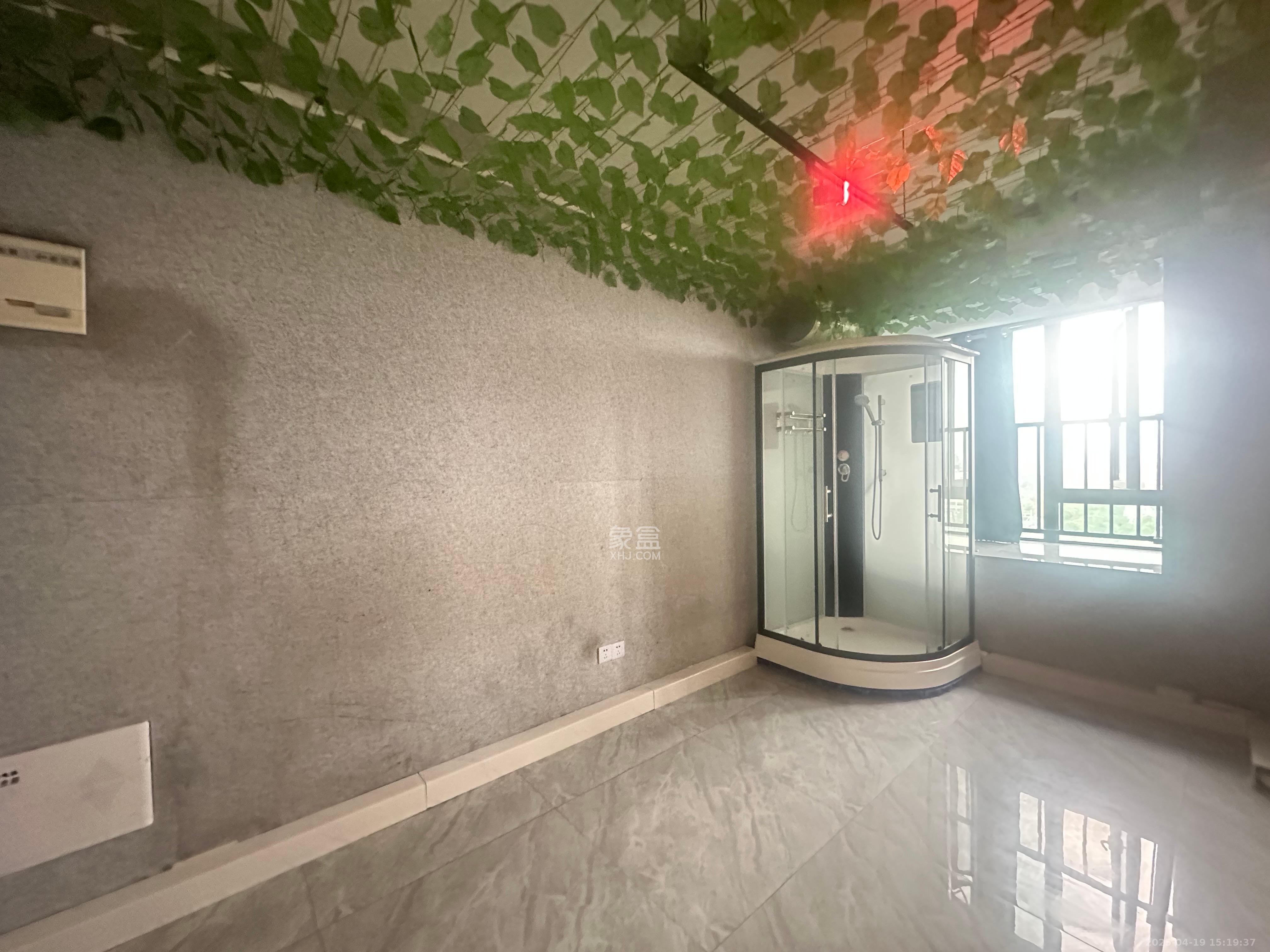 保利麓谷林语I区 1室1厅1卫 1500.0元/月 保利麓谷林语I区 1室1厅1卫 1500.0元/月室内图