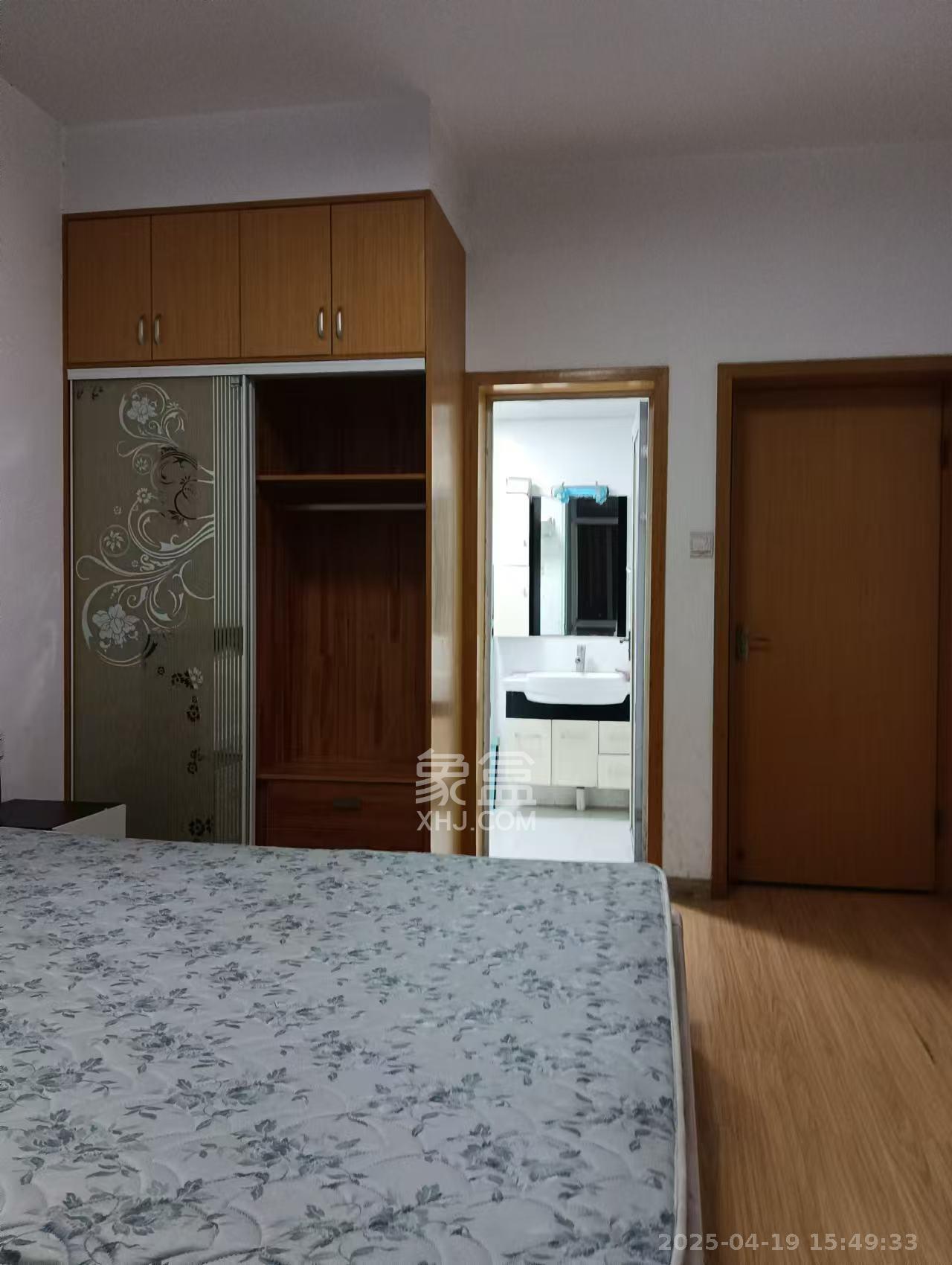 顺天黄金海岸  1室0厅1卫    950.0元/月 顺天黄金海岸  1室0厅1卫    950.0元/月