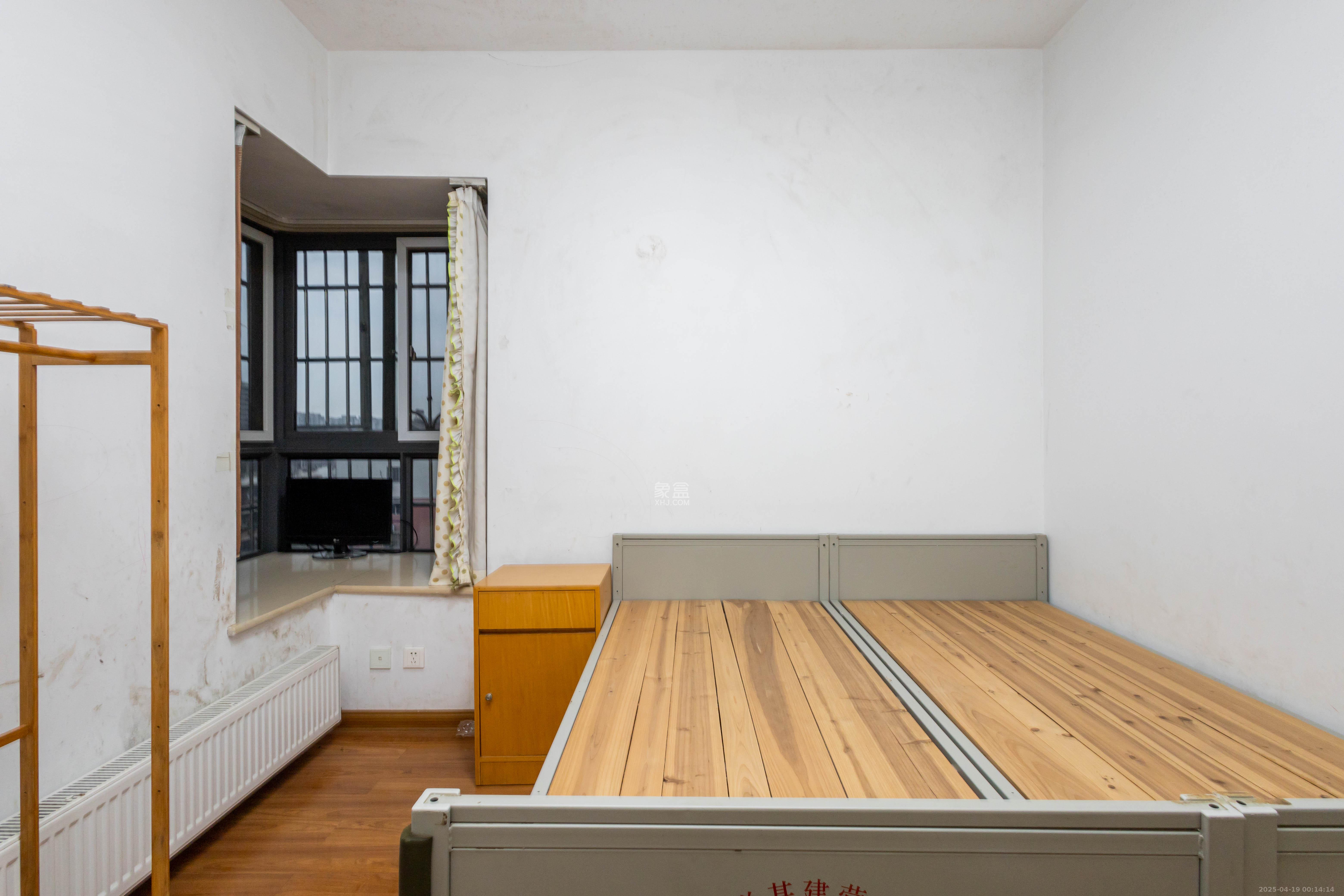 紫东苑(星沙) 2室2厅1卫 55.0万 紫东苑(星沙) 2室2厅1卫 55.0万卧室