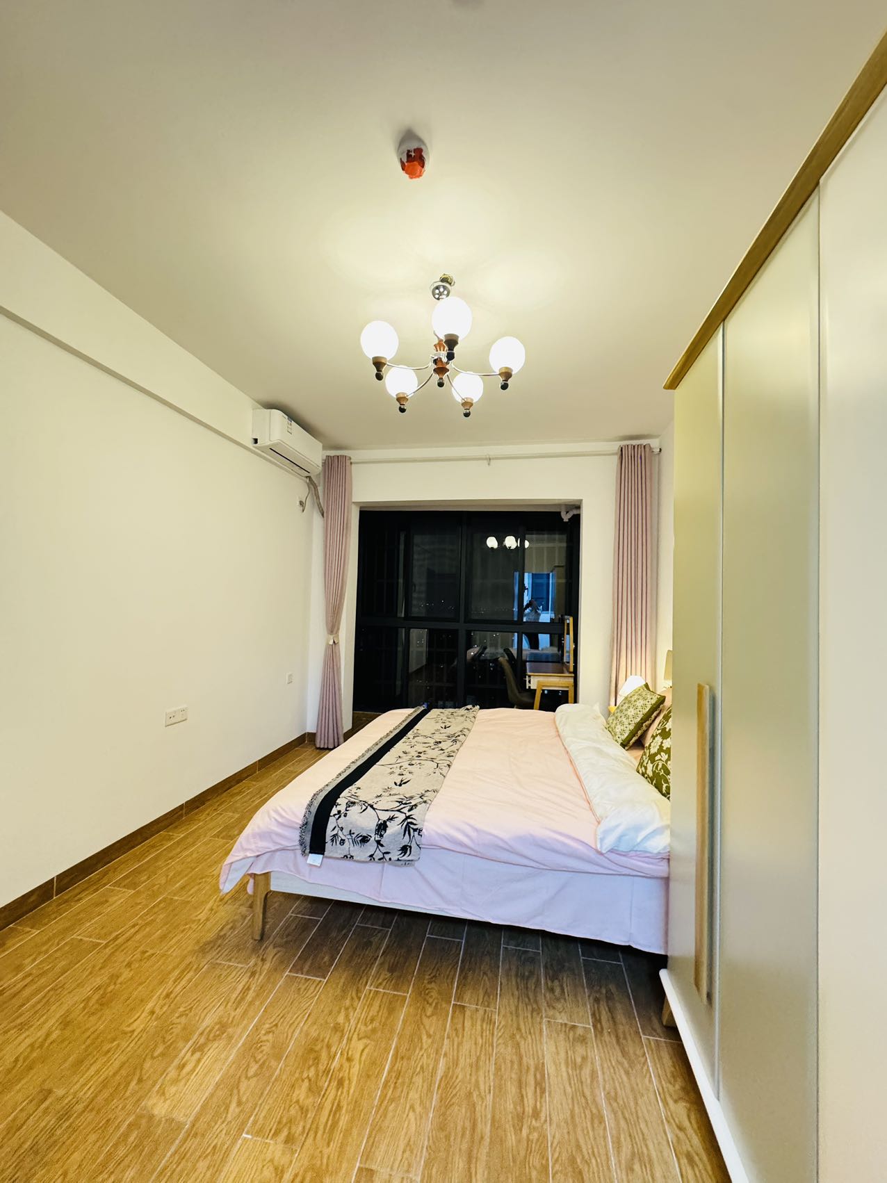 伟业智青春 3室2厅1卫 136.0万 伟业智青春 3室2厅1卫 136.0万客厅