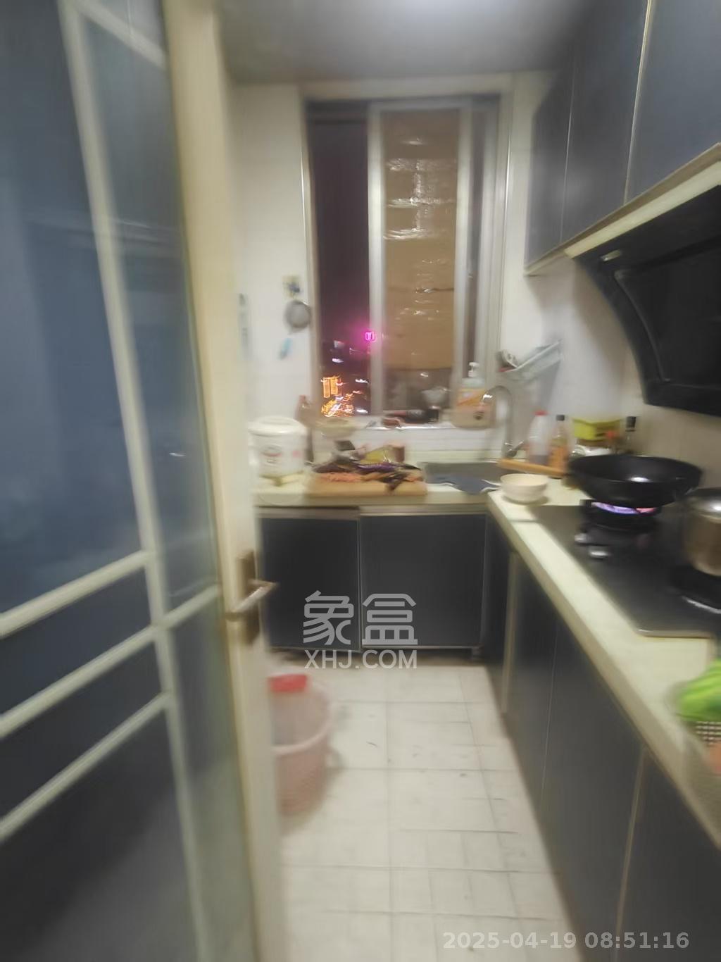 上河国际B座  2室1厅1卫   2300.00元/月室内图