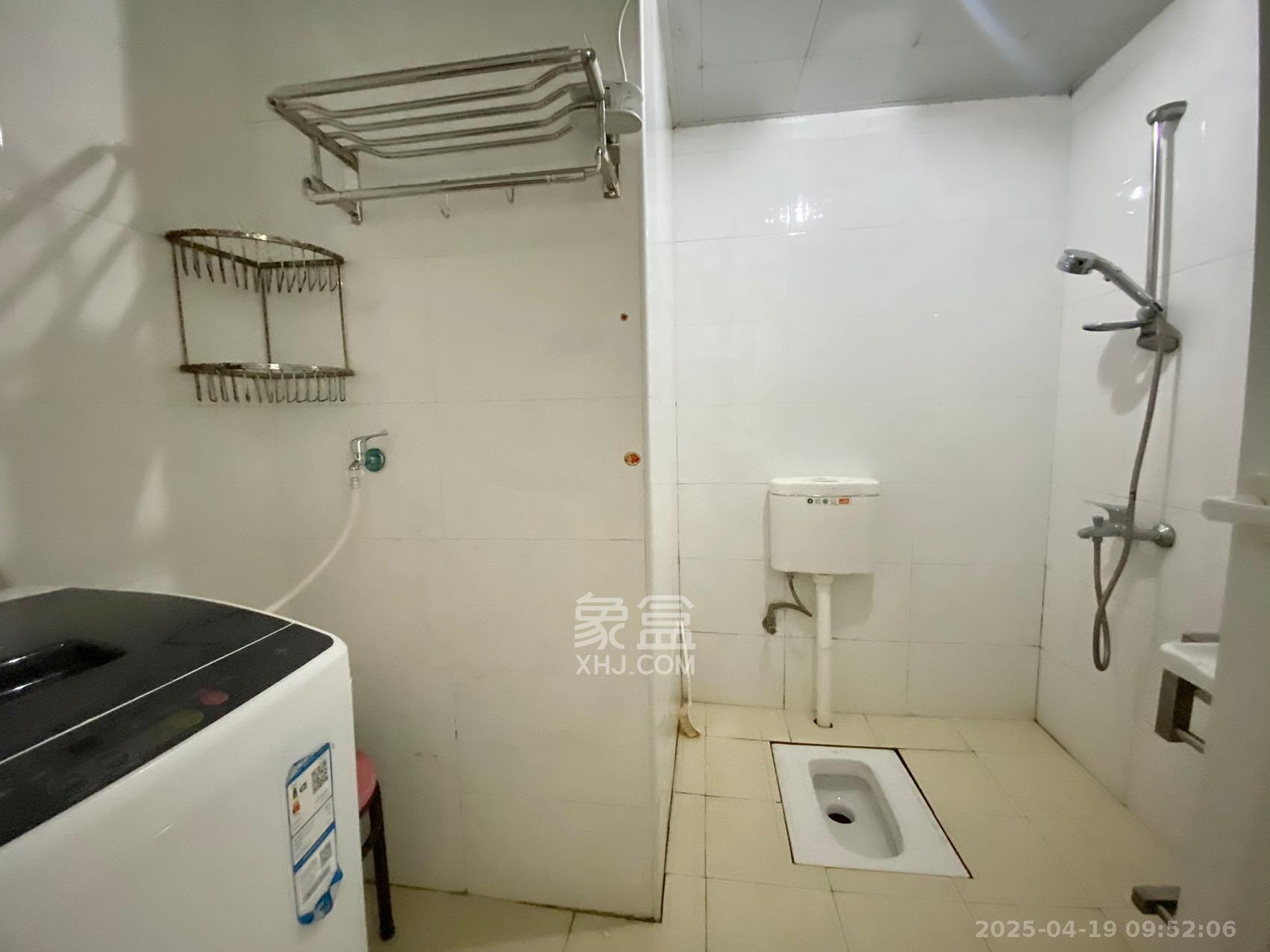 東方航標(biāo)  1室1廳1衛(wèi)    1000.0元/月室內(nèi)圖