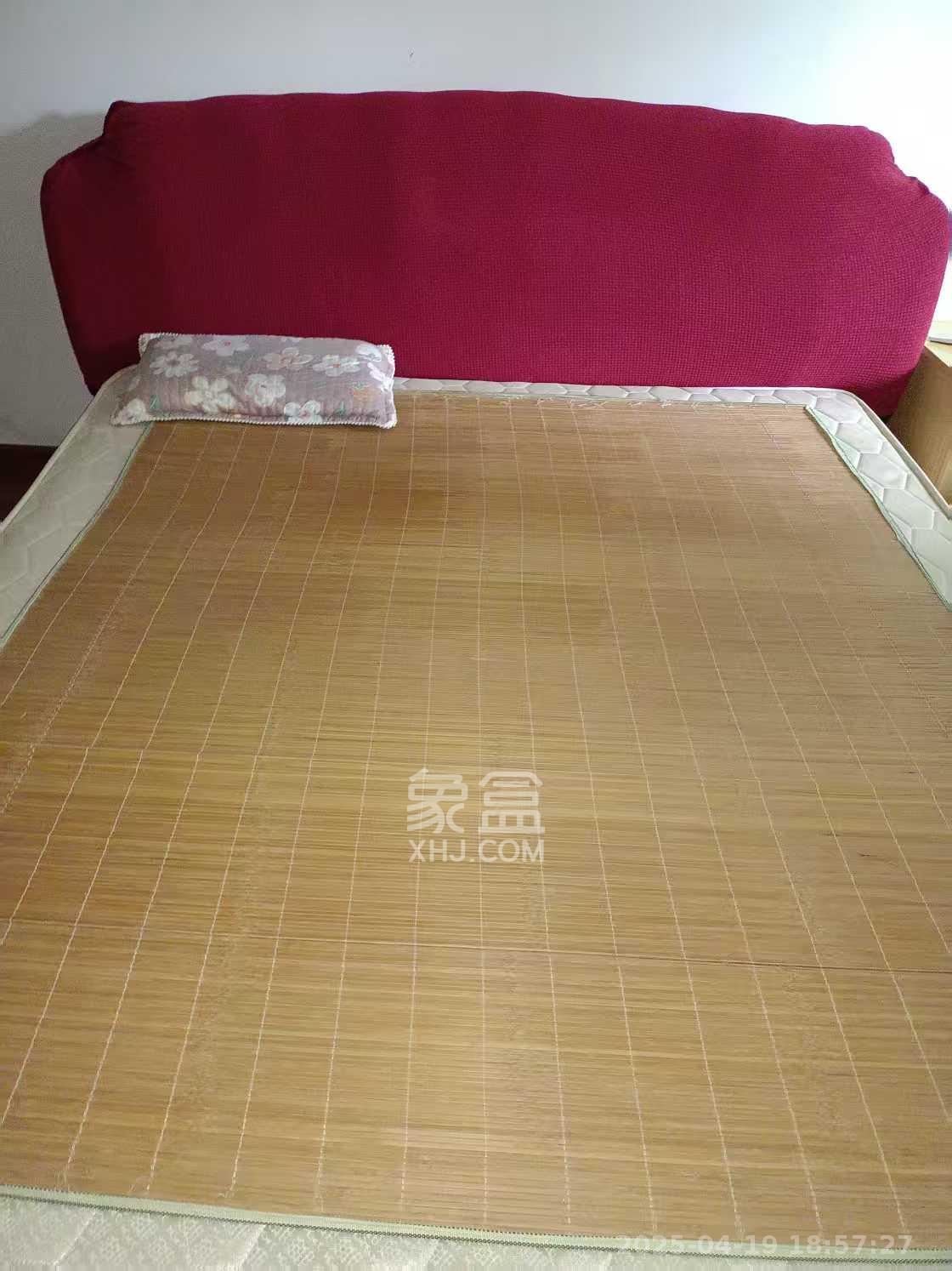 友谊社区(安置区、别墅区) 2室1厅1卫 1600.0元/月 友谊社区(安置区、别墅区) 2室1厅1卫 1600.0元/月室内图