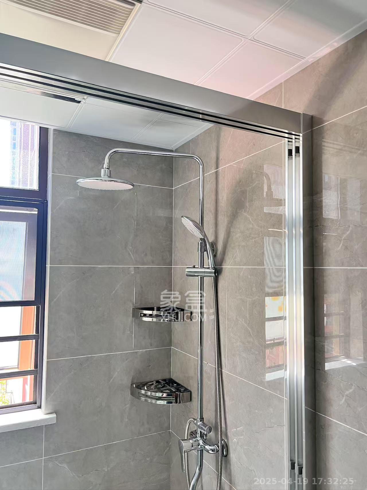 东方壹品 3室2厅2卫 3000.0元/月 东方壹品 3室2厅2卫 3000.0元/月室内图