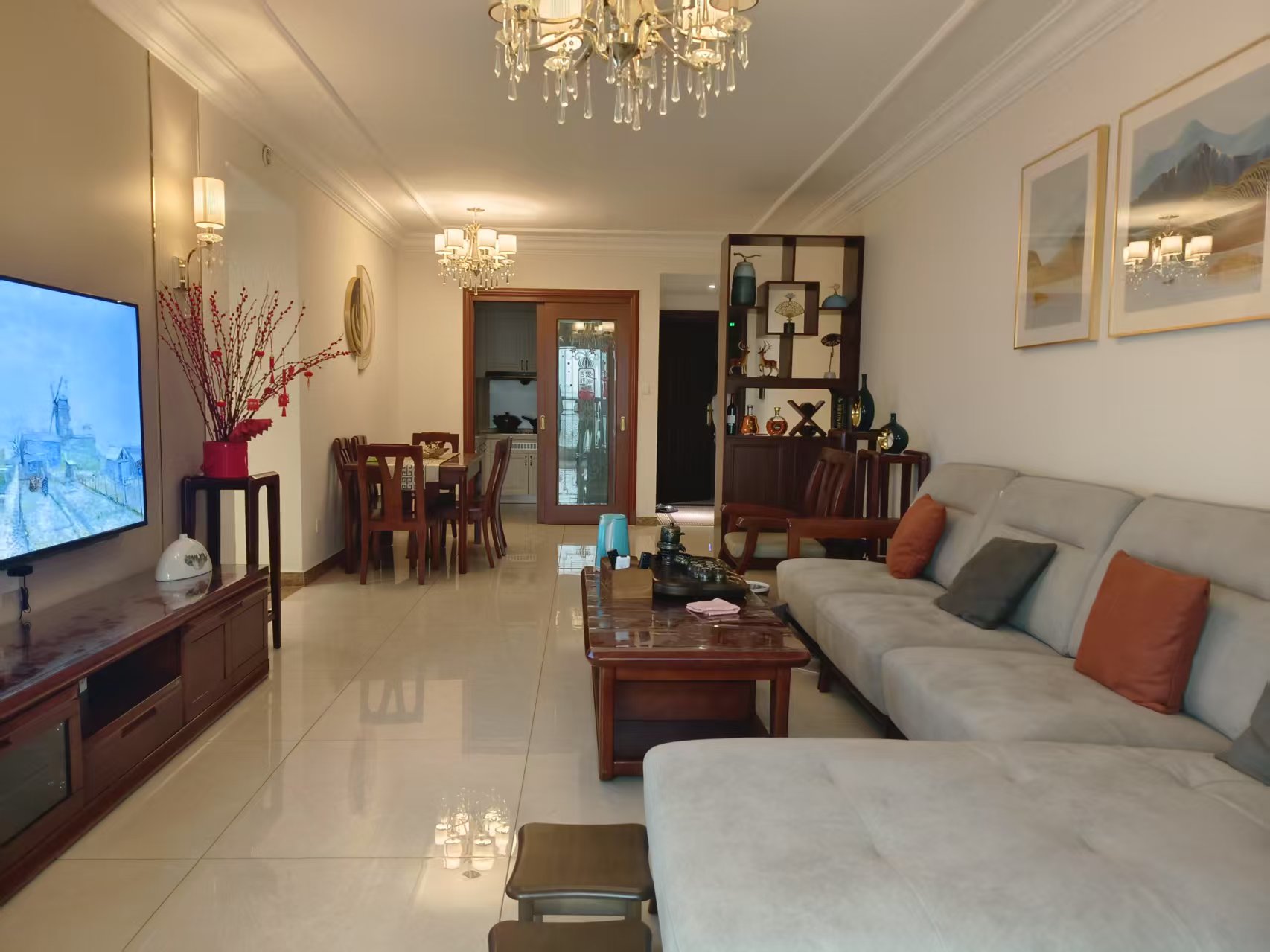 恒大绿洲 3室2厅2卫 2500.0元/月 恒大绿洲 3室2厅2卫 2500.0元/月室内图