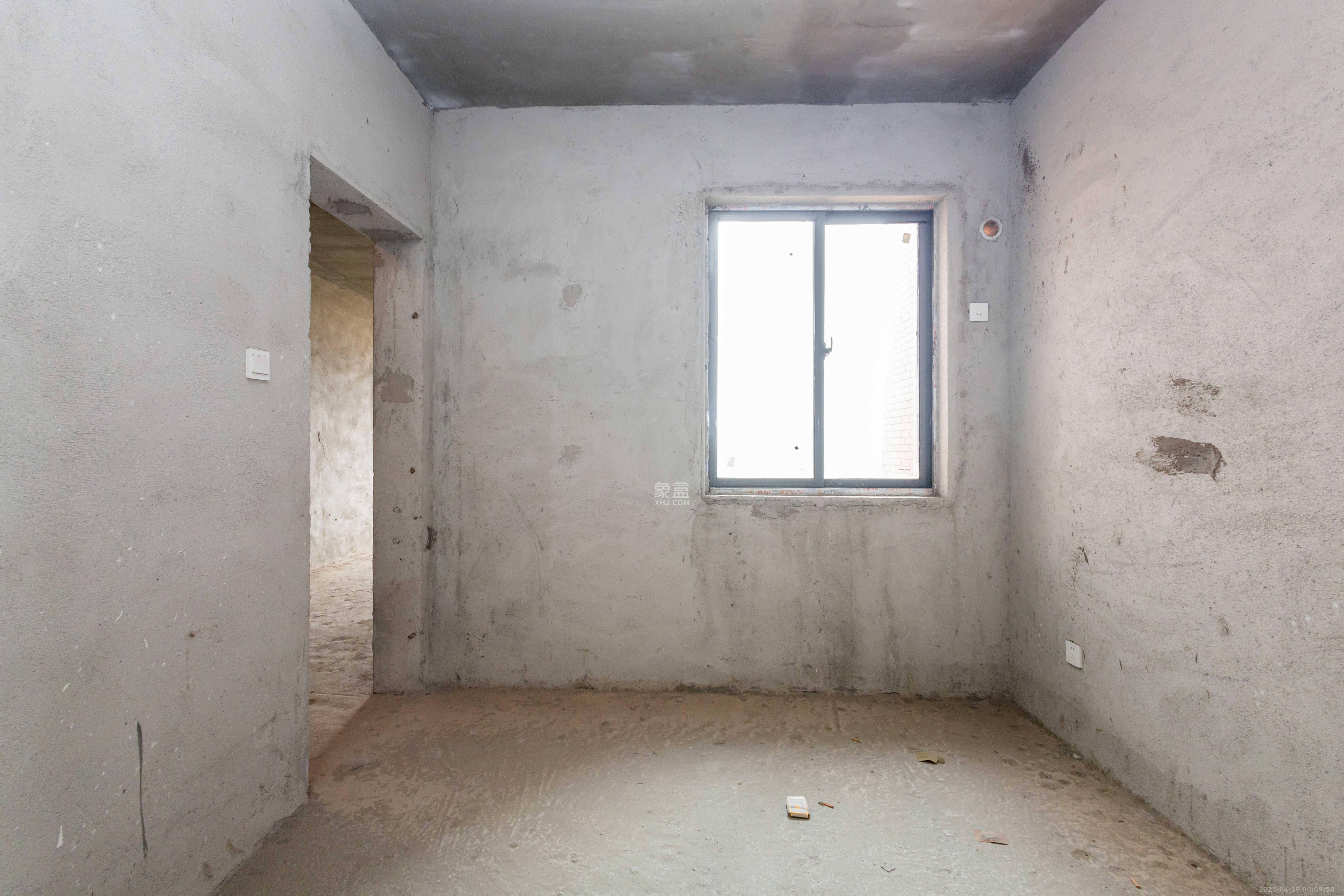 辉宏橄榄城 3室2厅1卫 54.0万 辉宏橄榄城 3室2厅1卫 54.0万卧室