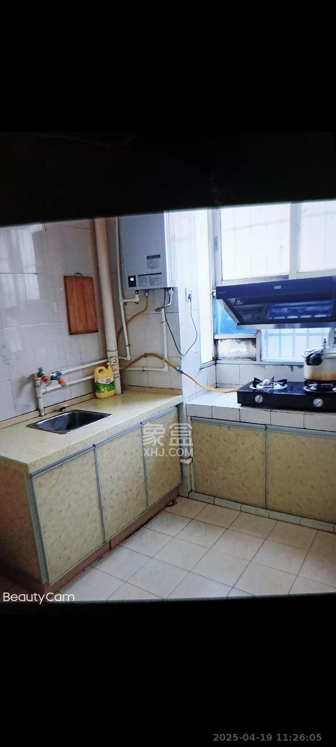 英才园商贸楼 1室1厅1卫 1300.0元/月 英才园商贸楼 1室1厅1卫 1300.0元/月室内图