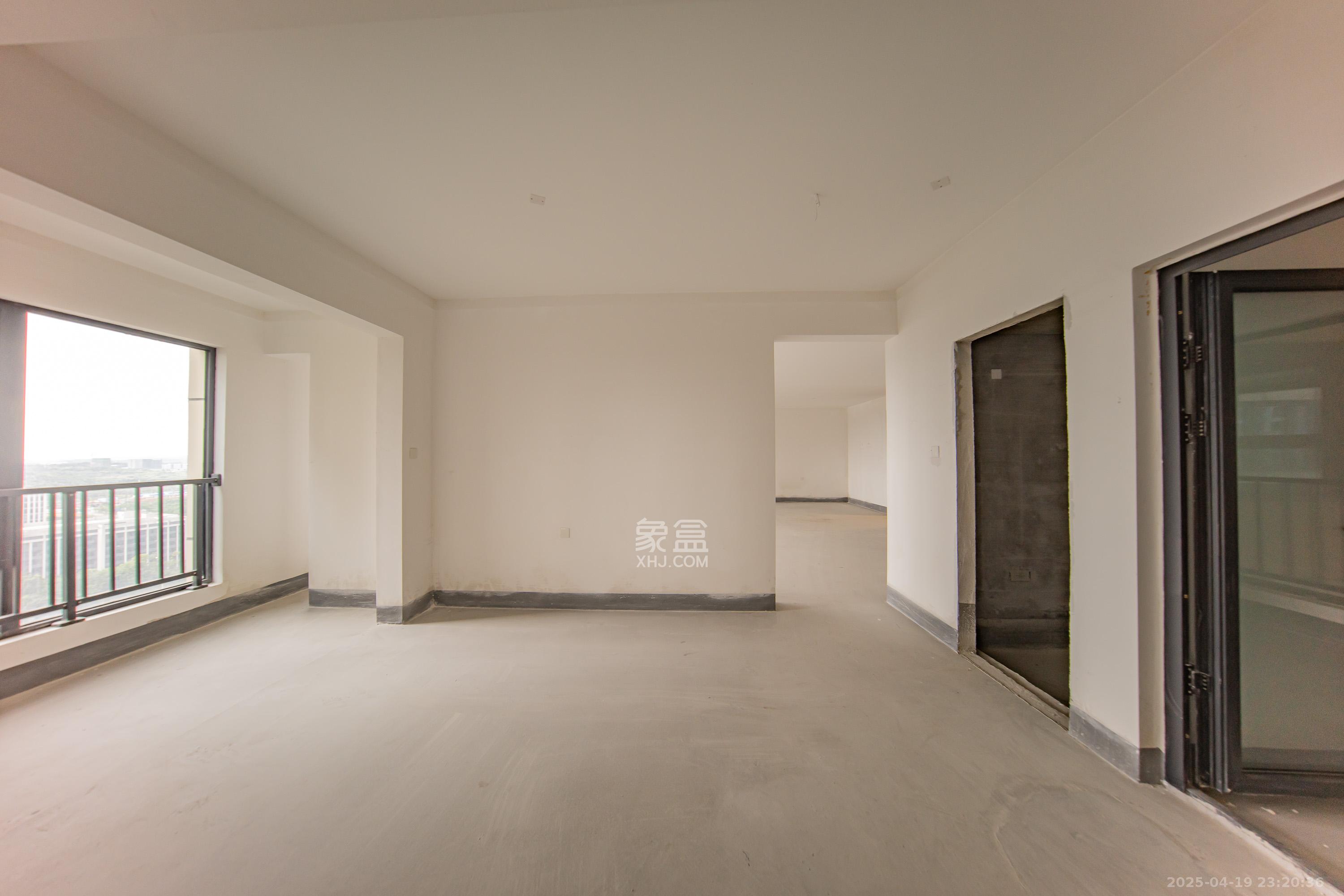 建投象山国际  1室2厅4卫   270.00万卧室