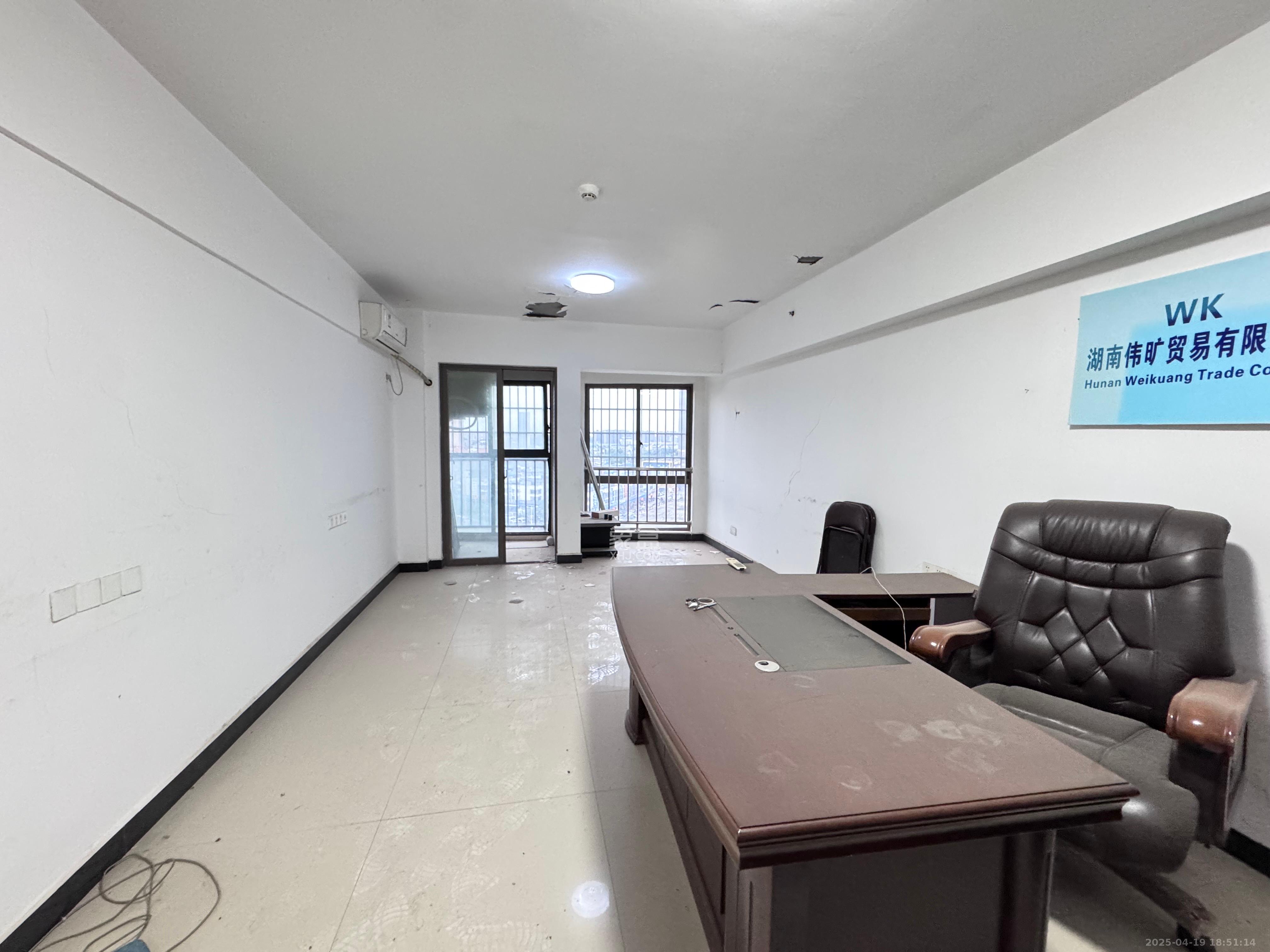 德庆水韵山城 1室1厅1卫 1200.0元/月 德庆水韵山城 1室1厅1卫 1200.0元/月室内图