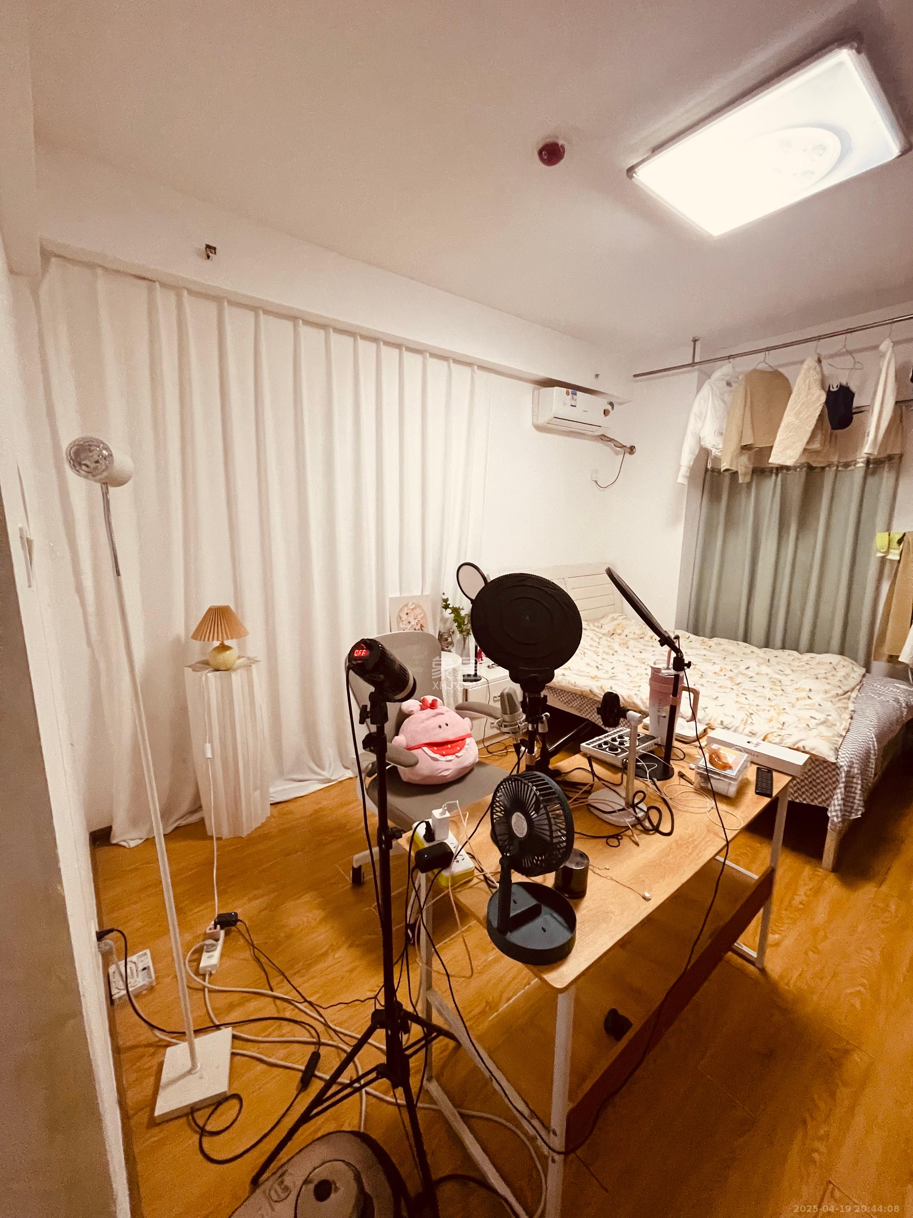 钰龙天下二期（钰龙佳园）  1室1厅1卫   1200.00元/月室内图