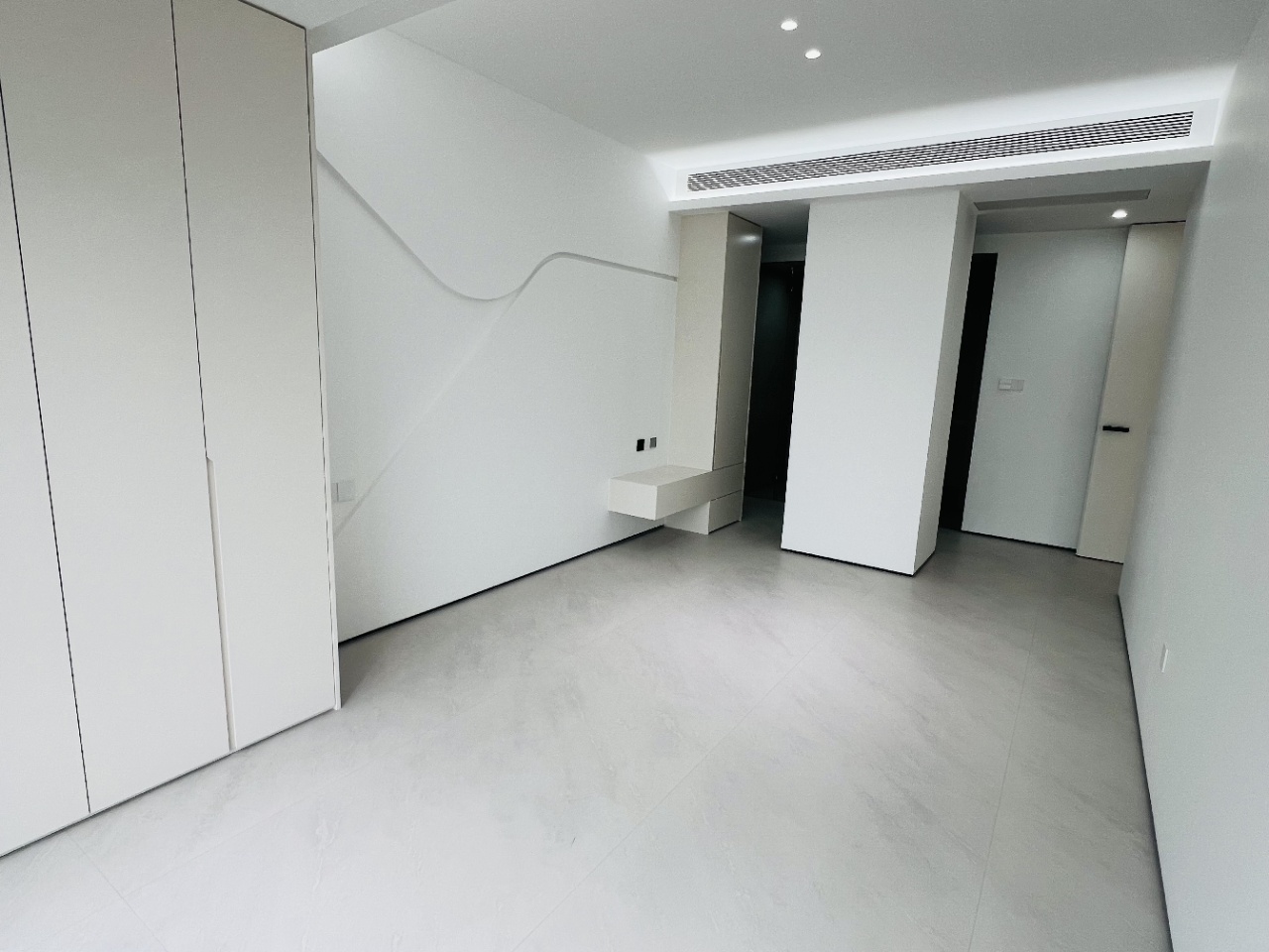 建发央著（悦发央著）  5室2厅3卫   316.00万室内图