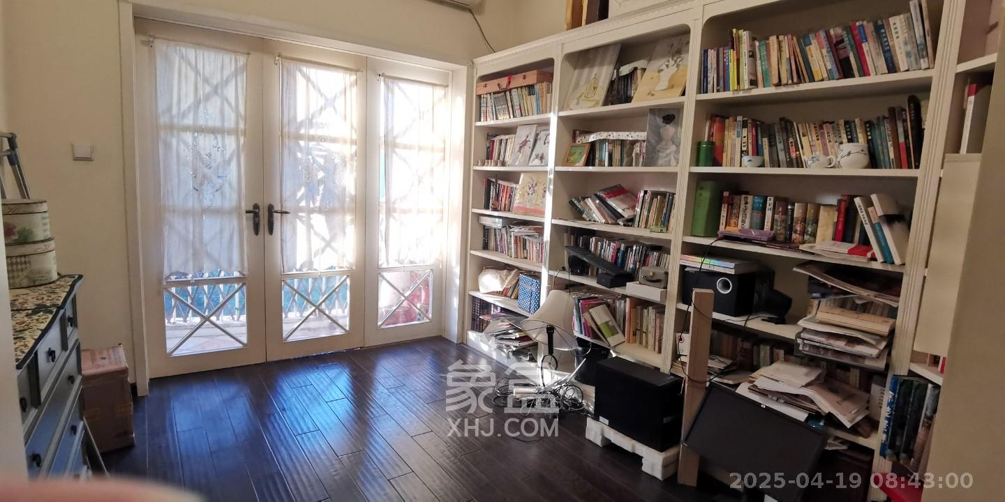 盘龙名府  4室2厅2卫    68.0万 盘龙名府  4室2厅2卫    68.0万室内图