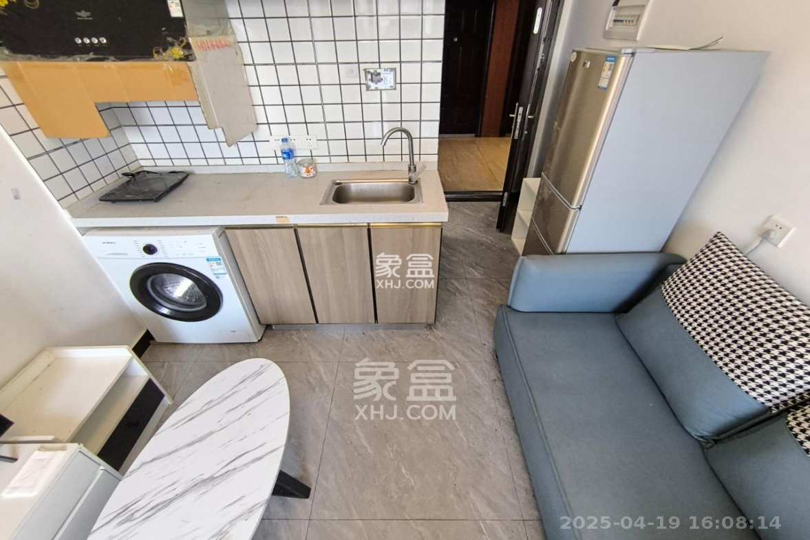 洋湖时代  1室2厅1卫    980.0元/月 洋湖时代  1室2厅1卫    980.0元/月室内图