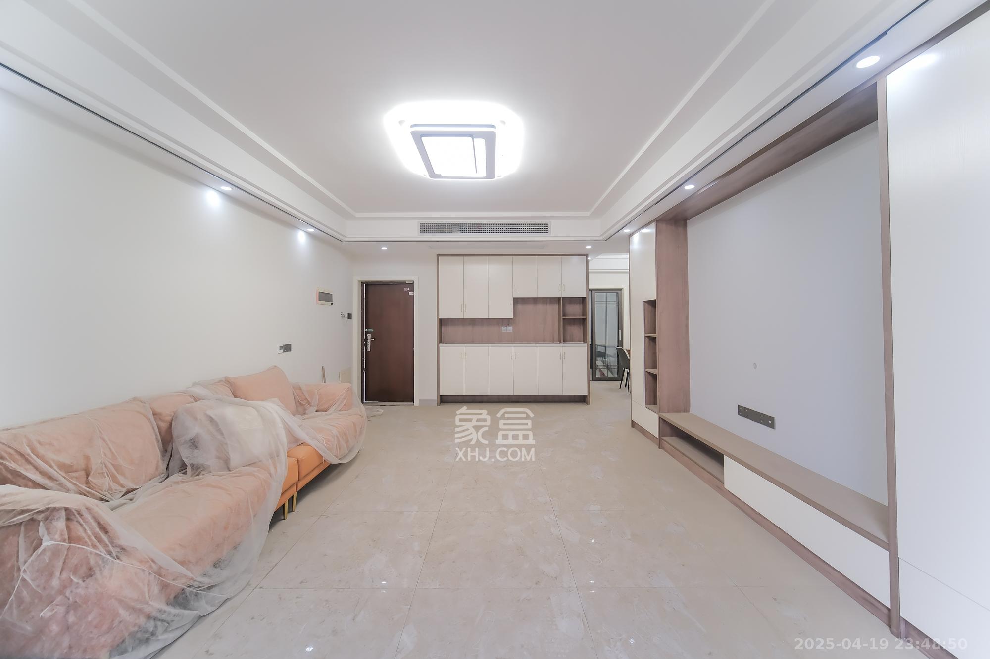 和悦城(蟠龙景苑) 3室2厅1卫 93.8万 和悦城(蟠龙景苑) 3室2厅1卫 93.8万客厅