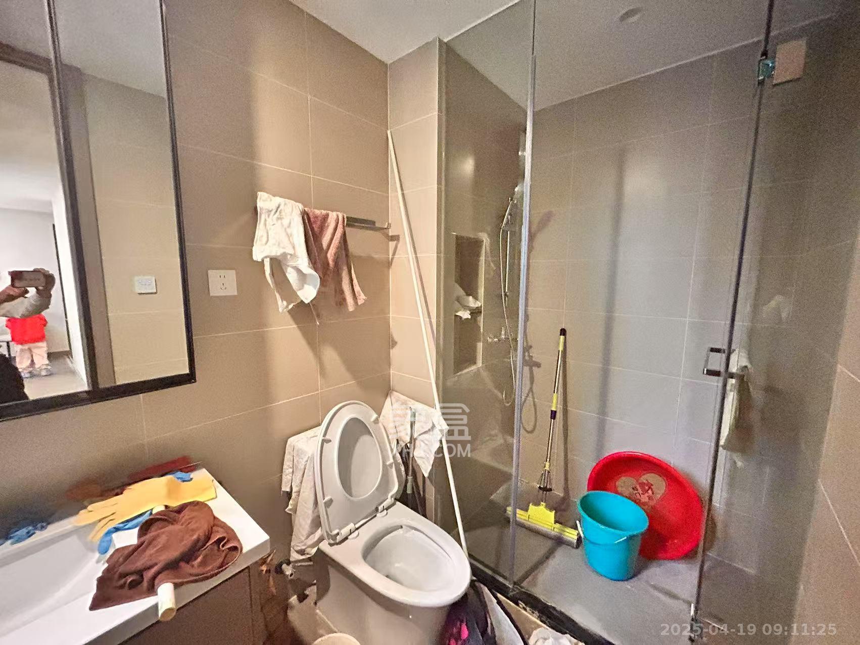 新力铂园(江山云著) 3室1厅2卫 4600.0元/月 新力铂园(江山云著) 3室1厅2卫 4600.0元/月室内图