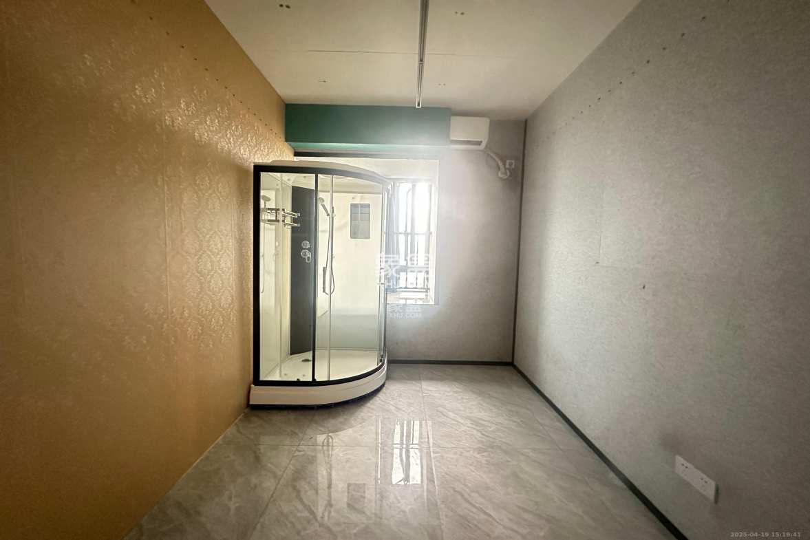 保利麓谷林语I区 1室1厅1卫 1500.0元/月 保利麓谷林语I区 1室1厅1卫 1500.0元/月室内图