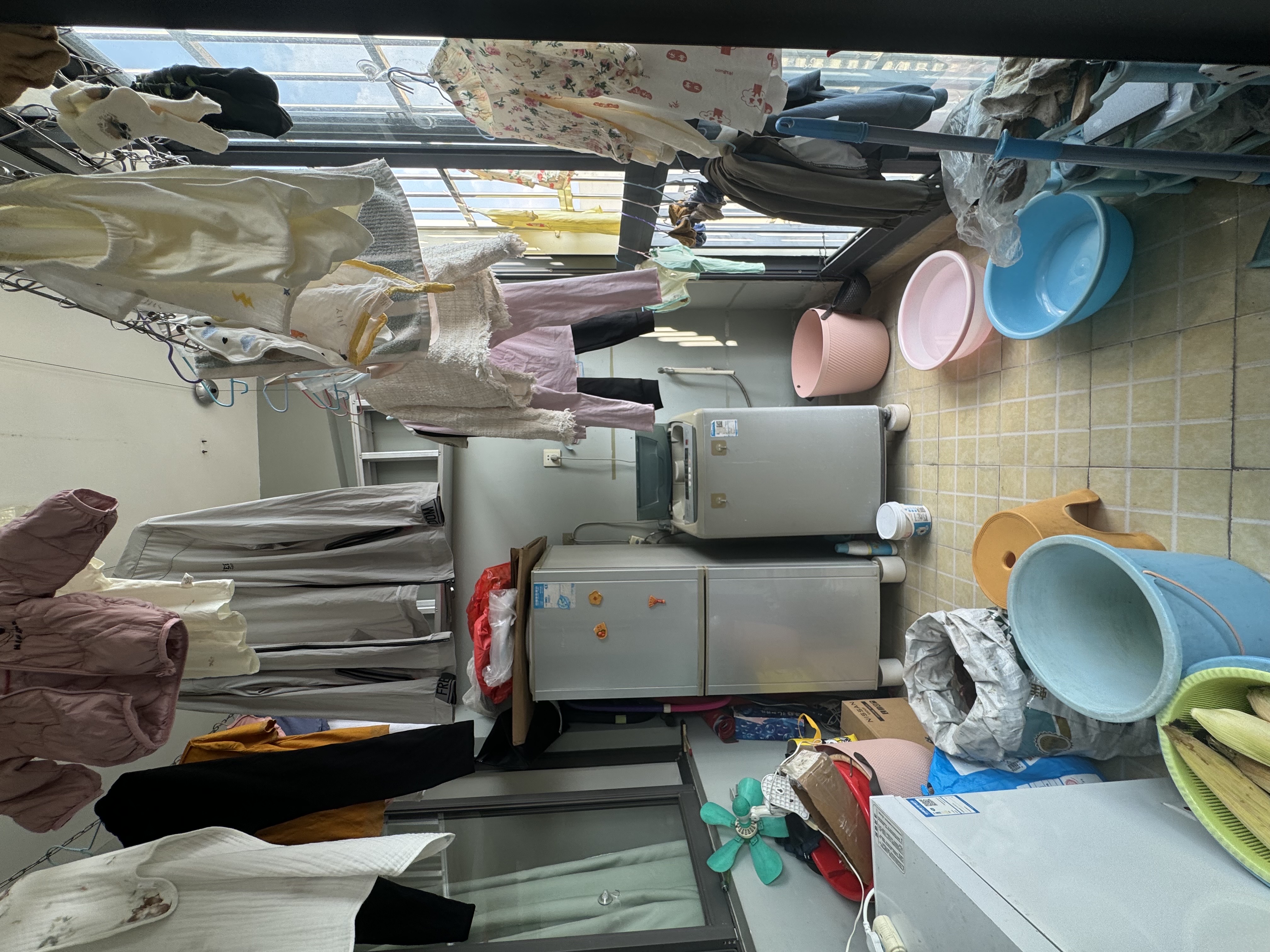 宜家广场  2室2厅1卫   85.00万客厅