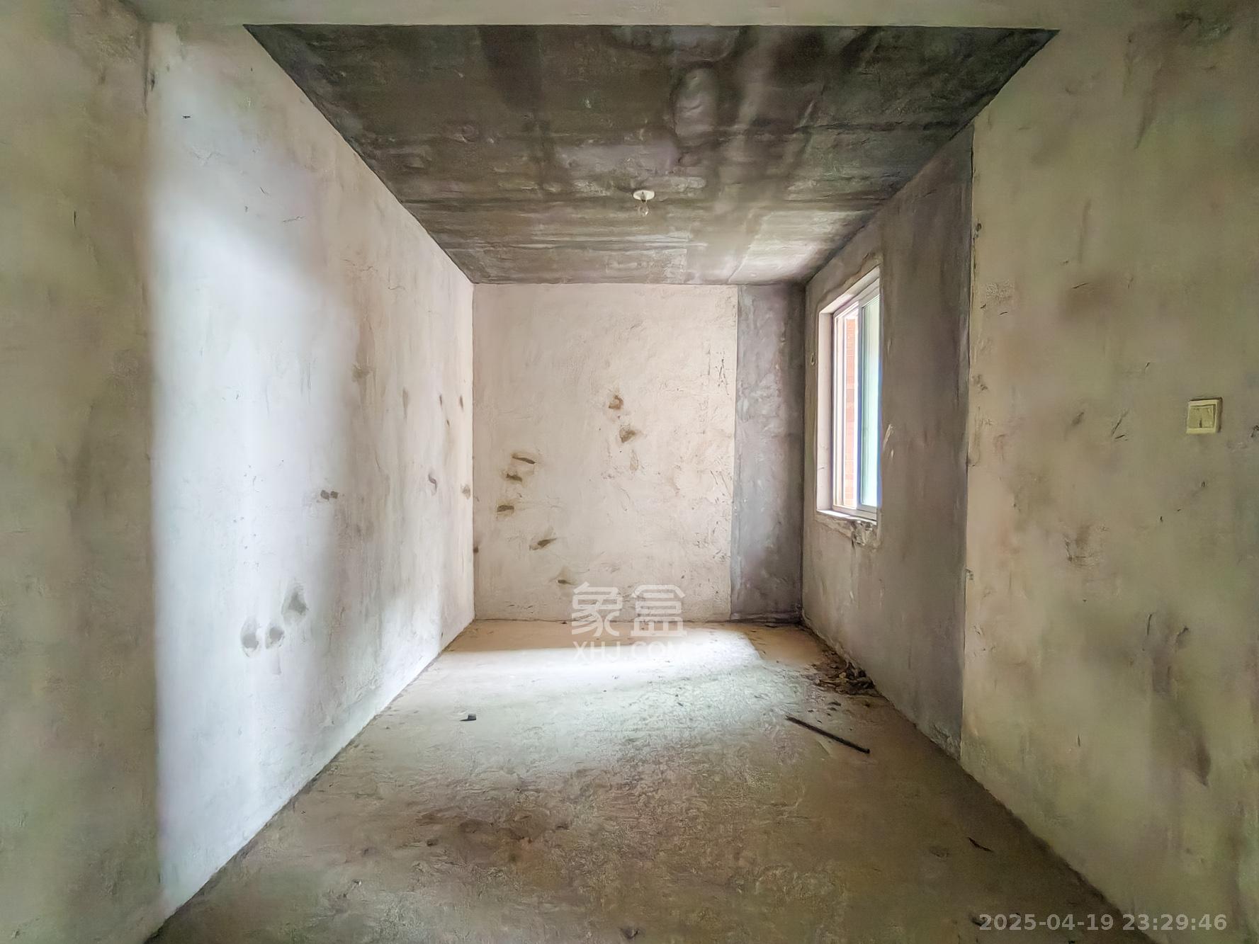 中安善化国际  3室2厅2卫    46.0万 中安善化国际  3室2厅2卫    46.0万卧室