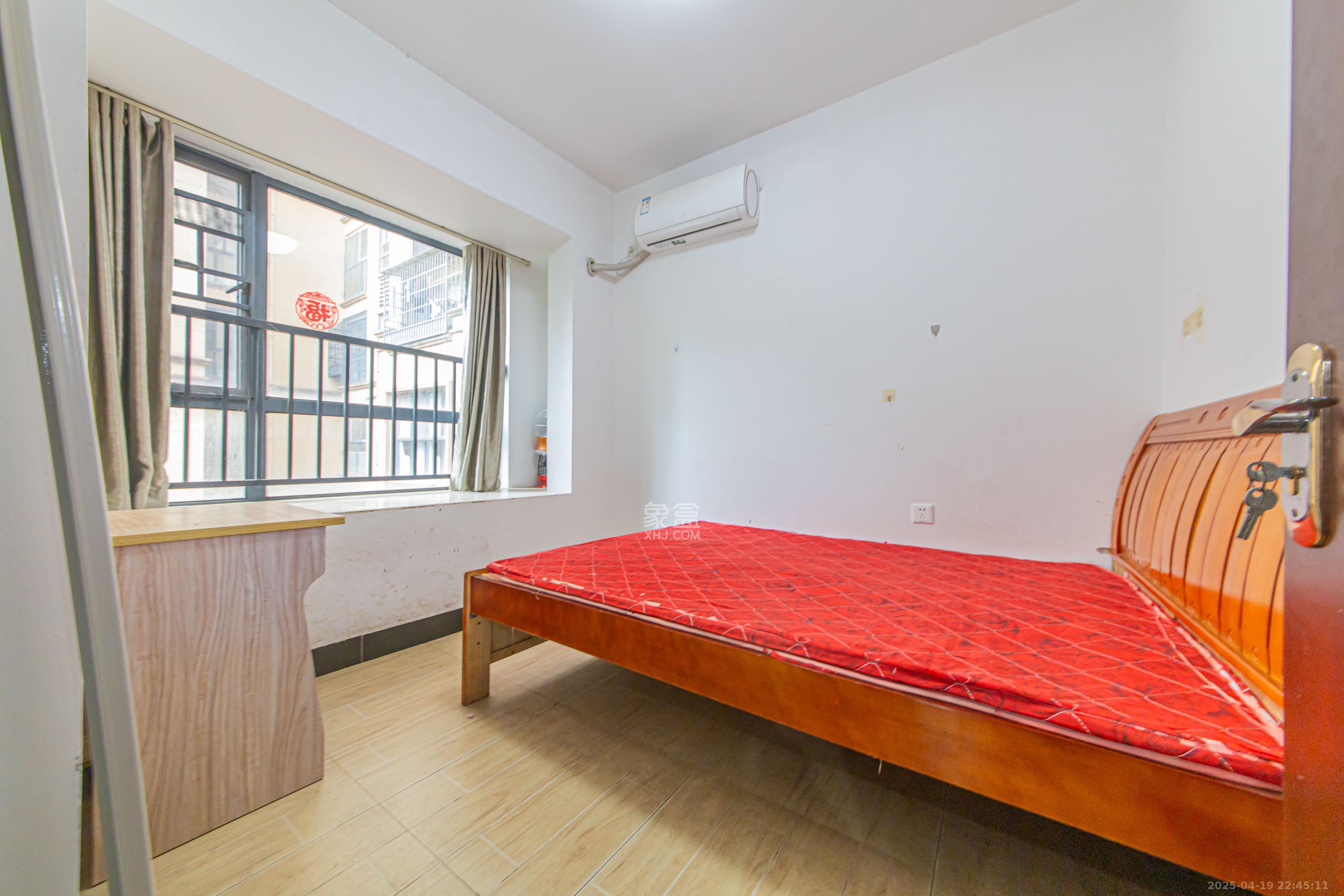 中建芙蓉嘉苑  3室2厅1卫    90.0万卧室